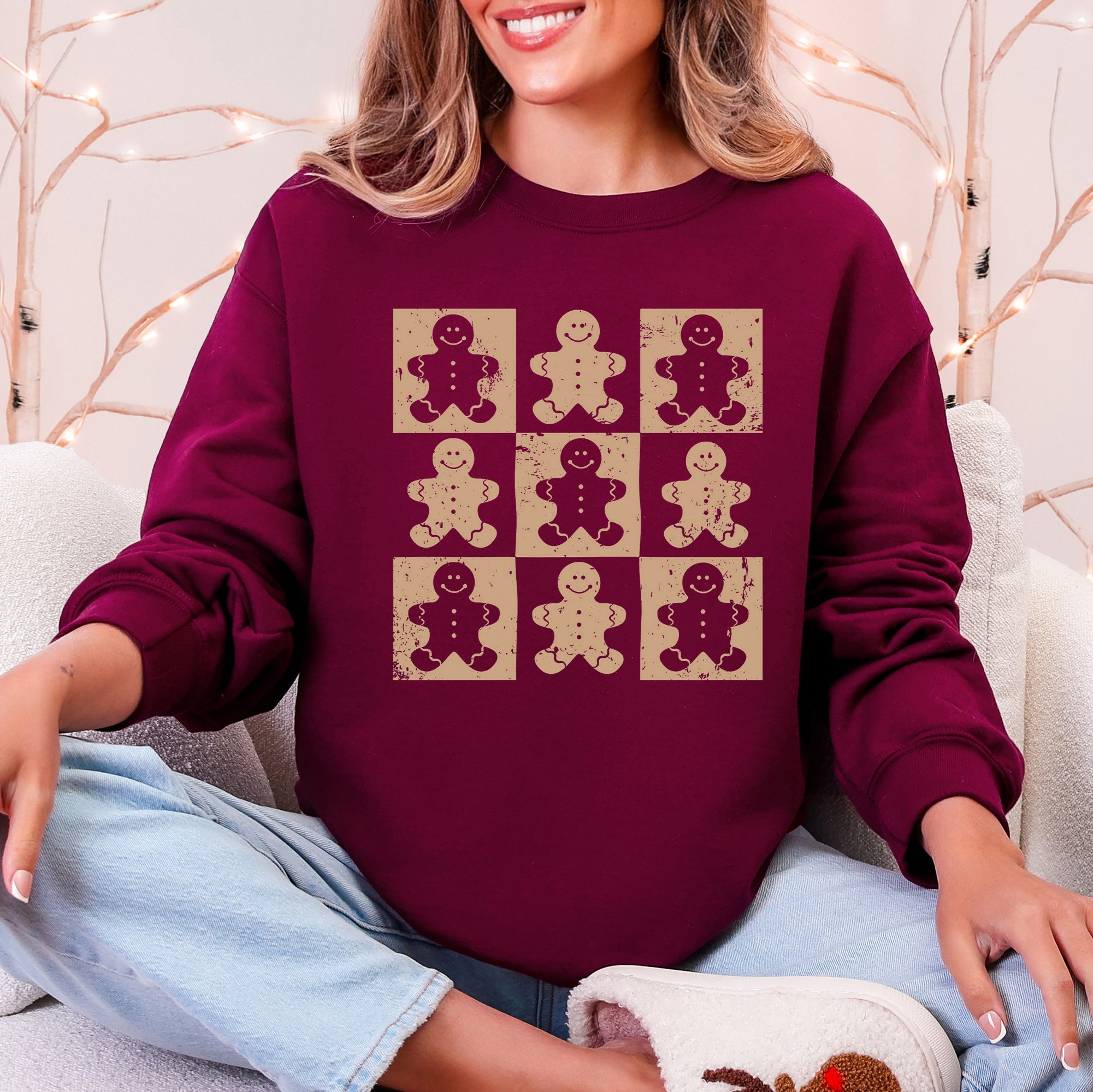Gingerbread Men Christmas Minimalist Retro Whimsical Cozy Holiday Themed Illustration Print Sweatshirt