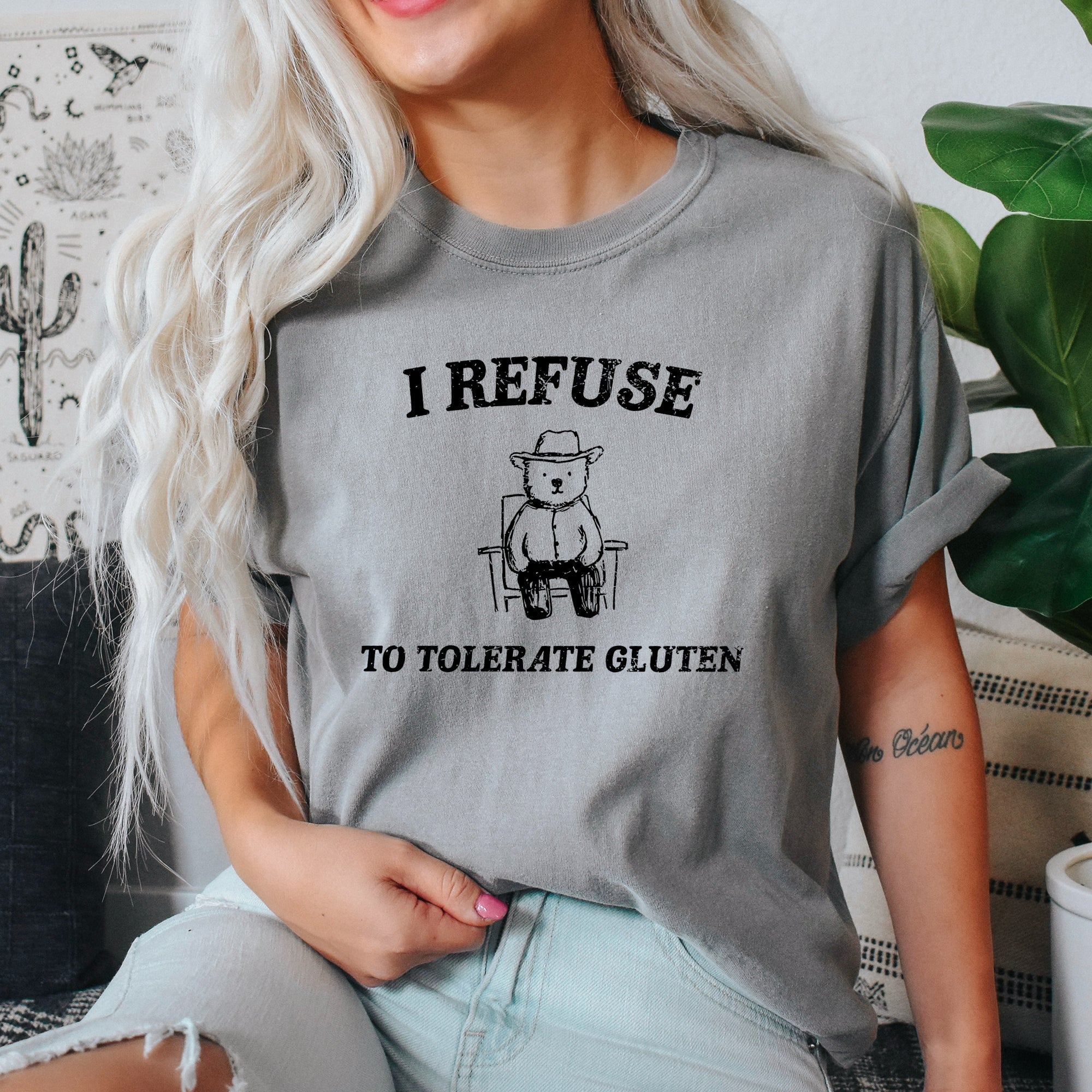 Gluten Bear Celiac Meme Relatable Gluten Free Humor Graphic Iconic Comfort Colors Tee