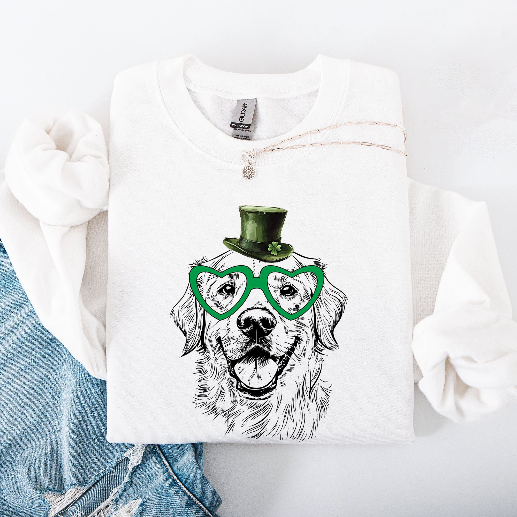 Golden Retriever Adorable Dog St Patrick's Day Lucky Irish Celebration For Dog Lovers Sweatshirt