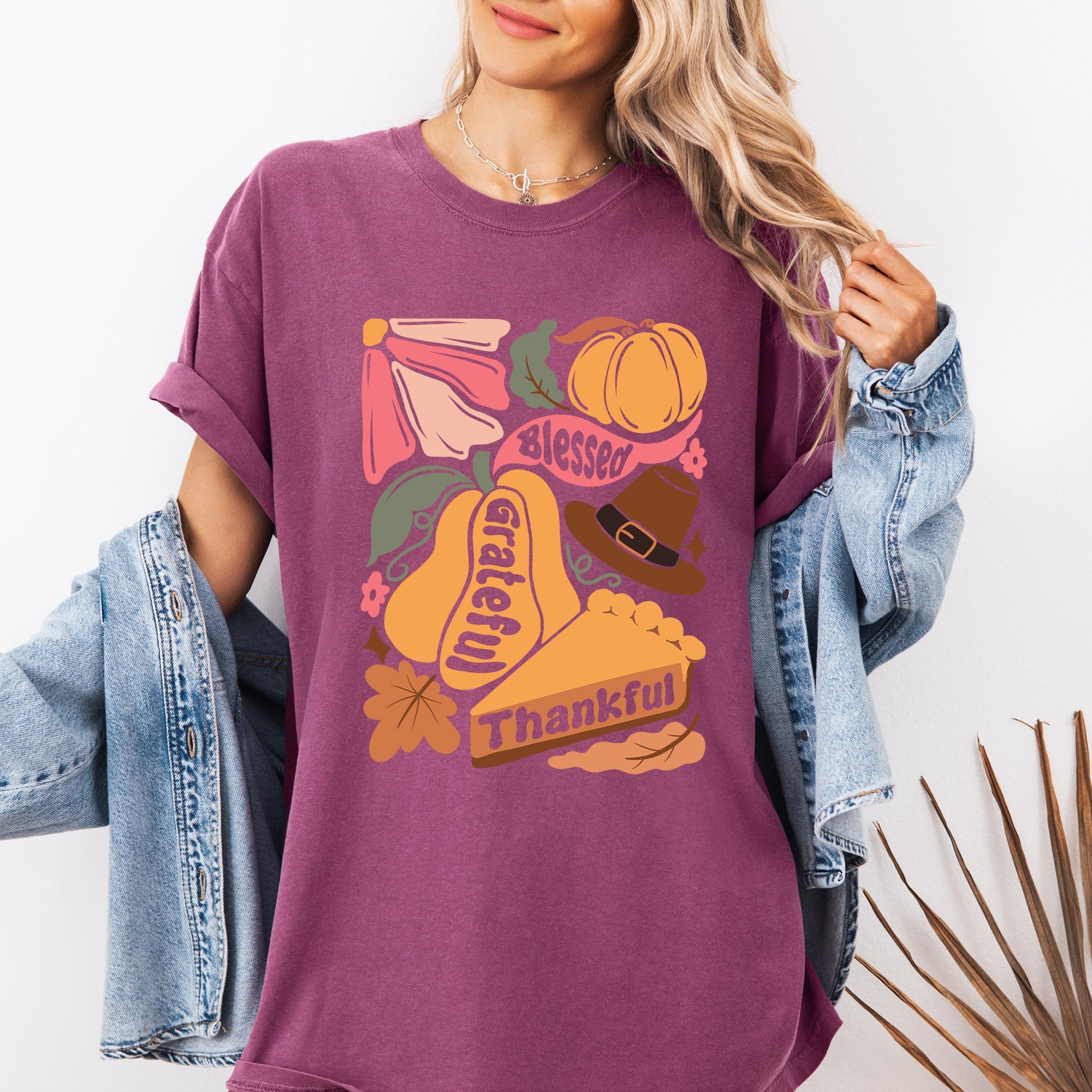 Grateful Thankful Blessed Autumn Thanksgiving Flowers Pumpkins Pilgrims Comfort Colors Tee