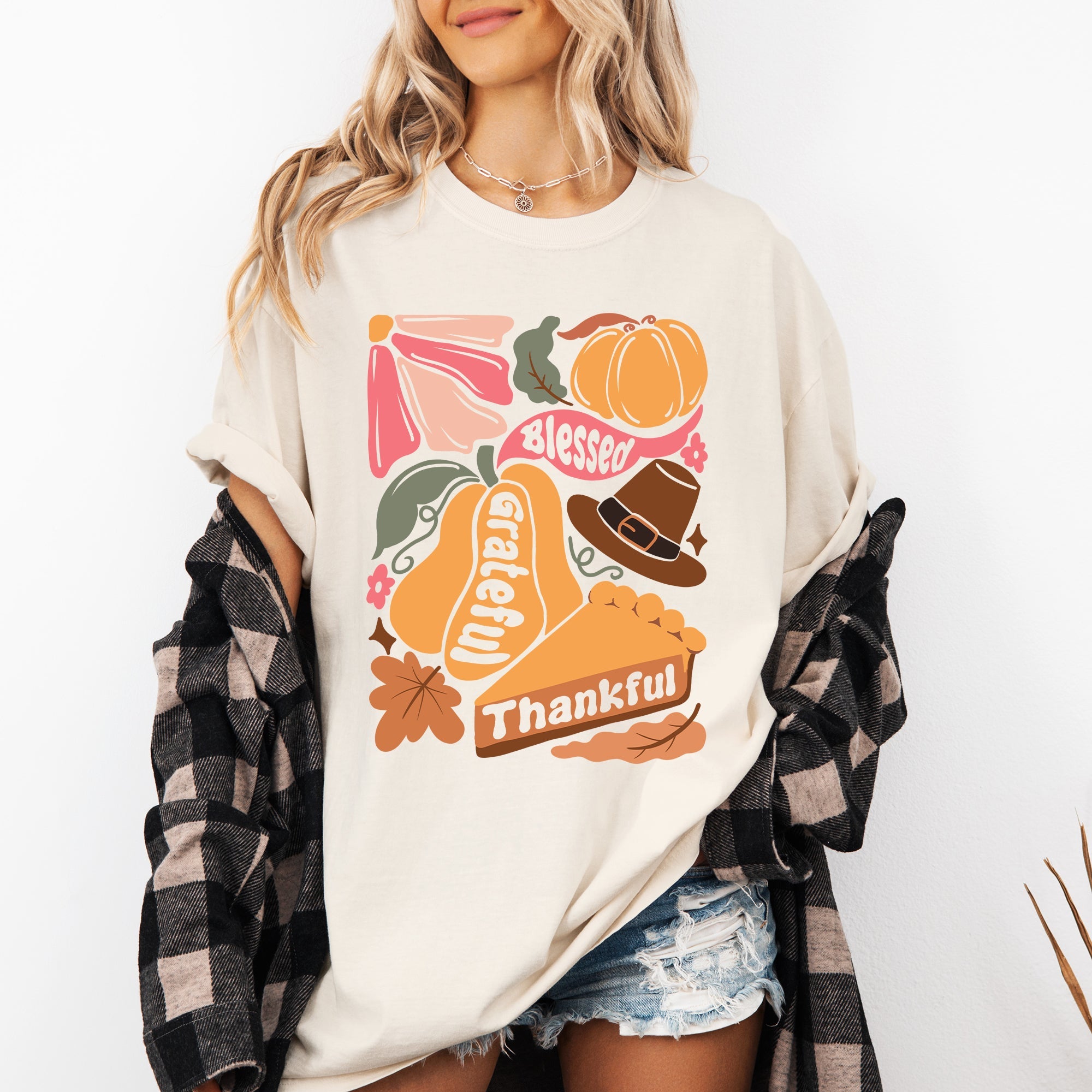 Grateful Thankful Blessed Autumn Thanksgiving Flowers Pumpkins Pilgrims Comfort Colors Tee