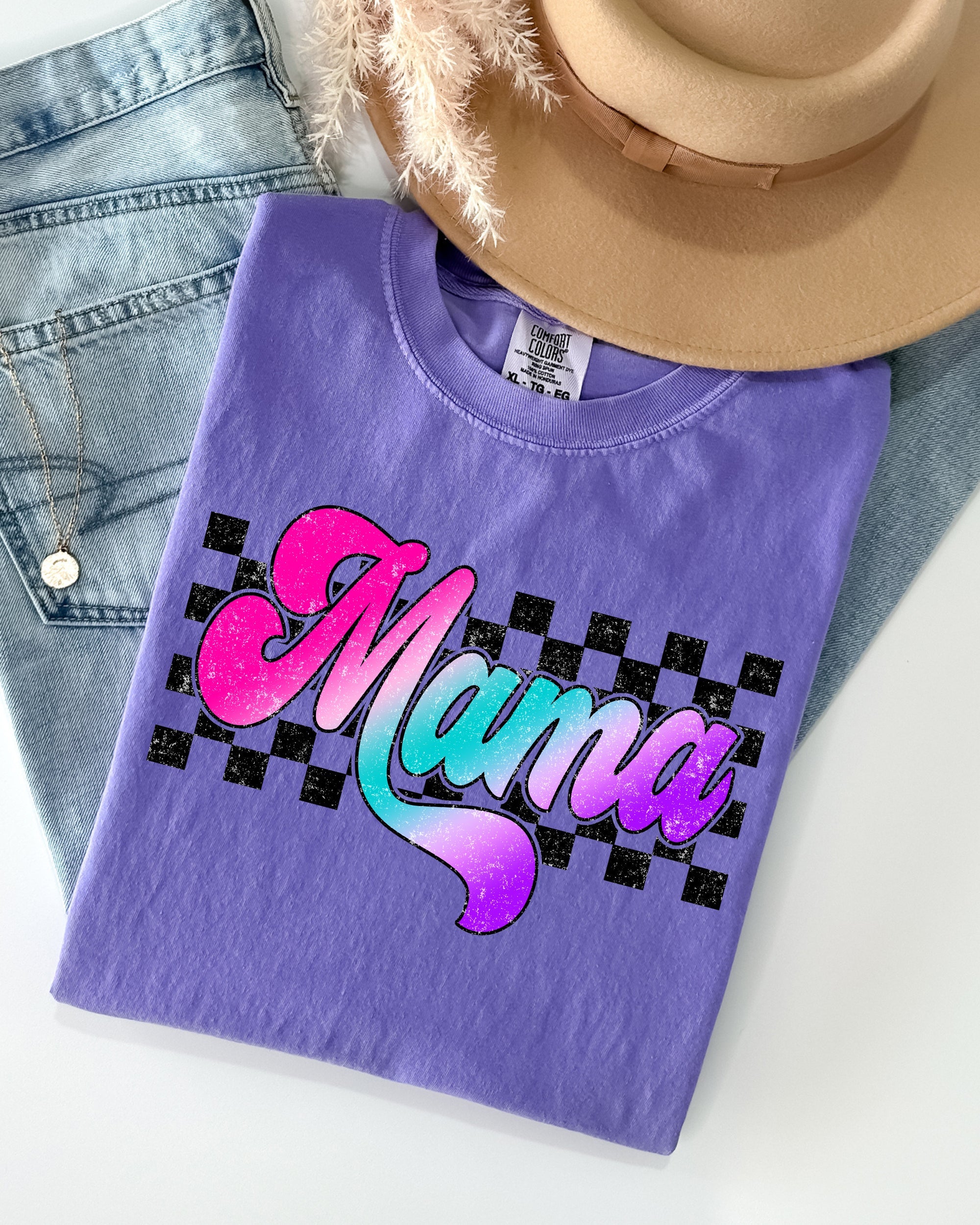 Groovy Mama Checkered Lightning Bolt Colorful Retro Vintage Mom Comfort Colors Tee