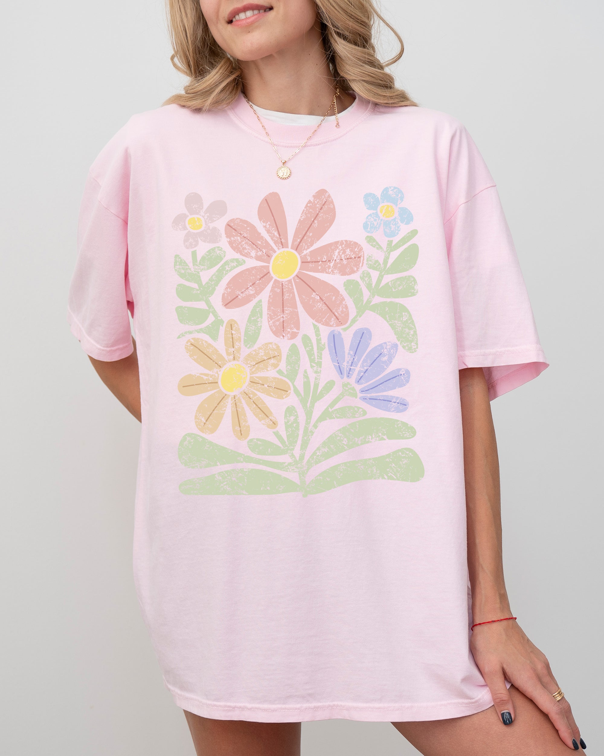 Groovy Gorgeous Abstract Flowers Boho Floral Design Summer Vibes Gardening Festival Nature Inspired Comfort Colors Tee