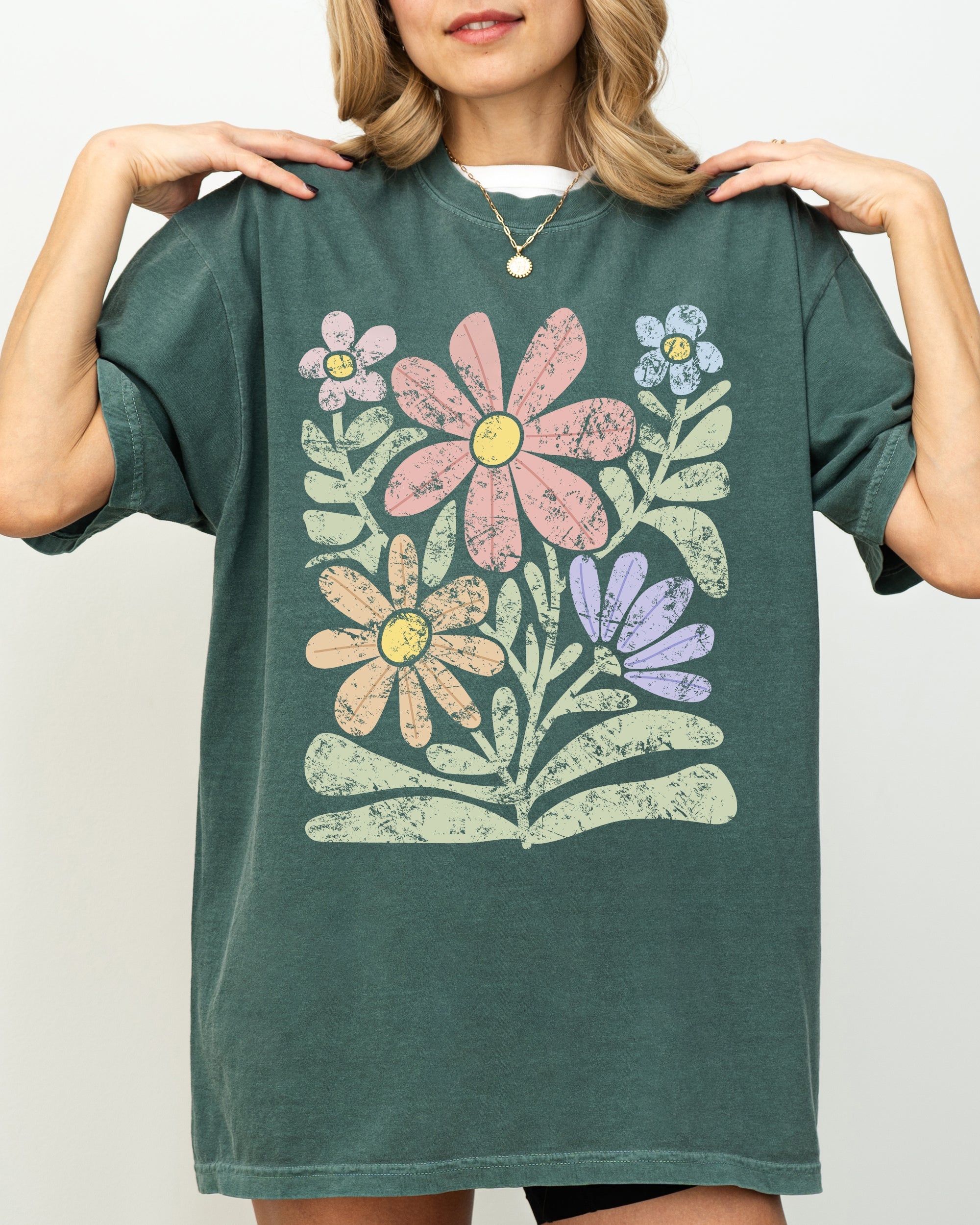Groovy Gorgeous Abstract Flowers Boho Floral Design Summer Vibes Gardening Festival Nature Inspired Comfort Colors Tee