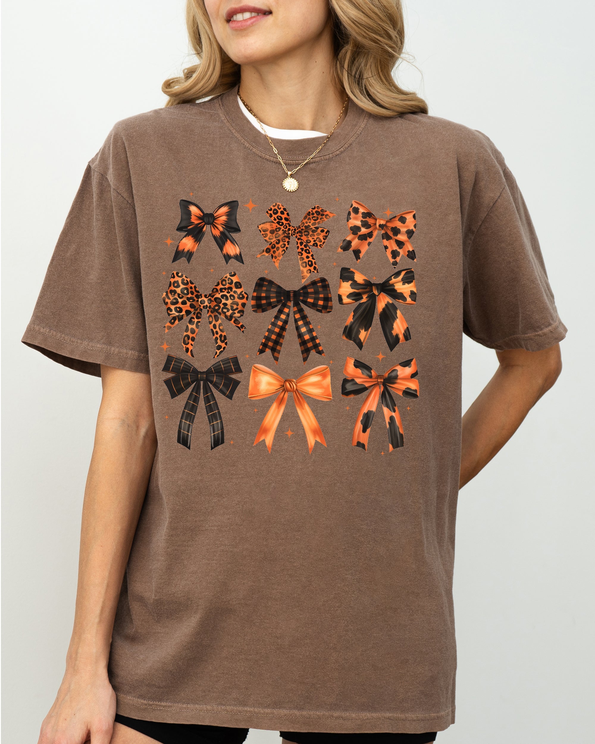 Halloween Bows Girly Ribbons Coquette Spooky Autumn Fall Thanksgiving Comfort Colors Tee