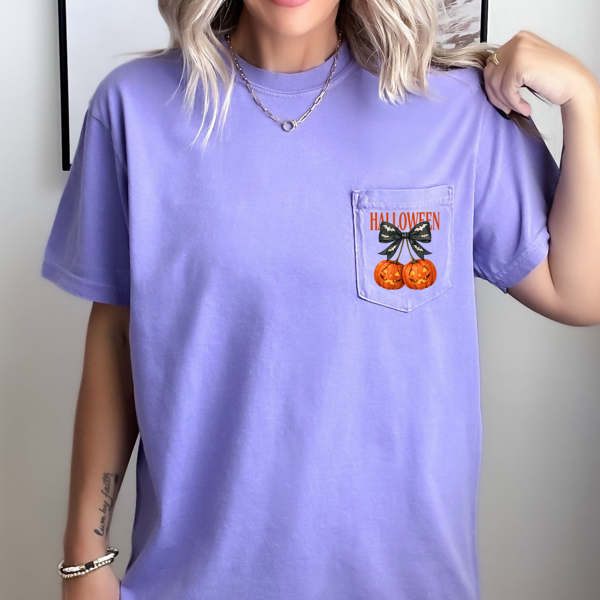 Halloween Jack-O-Lanterns Pocket Edition With Spooky Raven Graphic Comfort Colors Tee