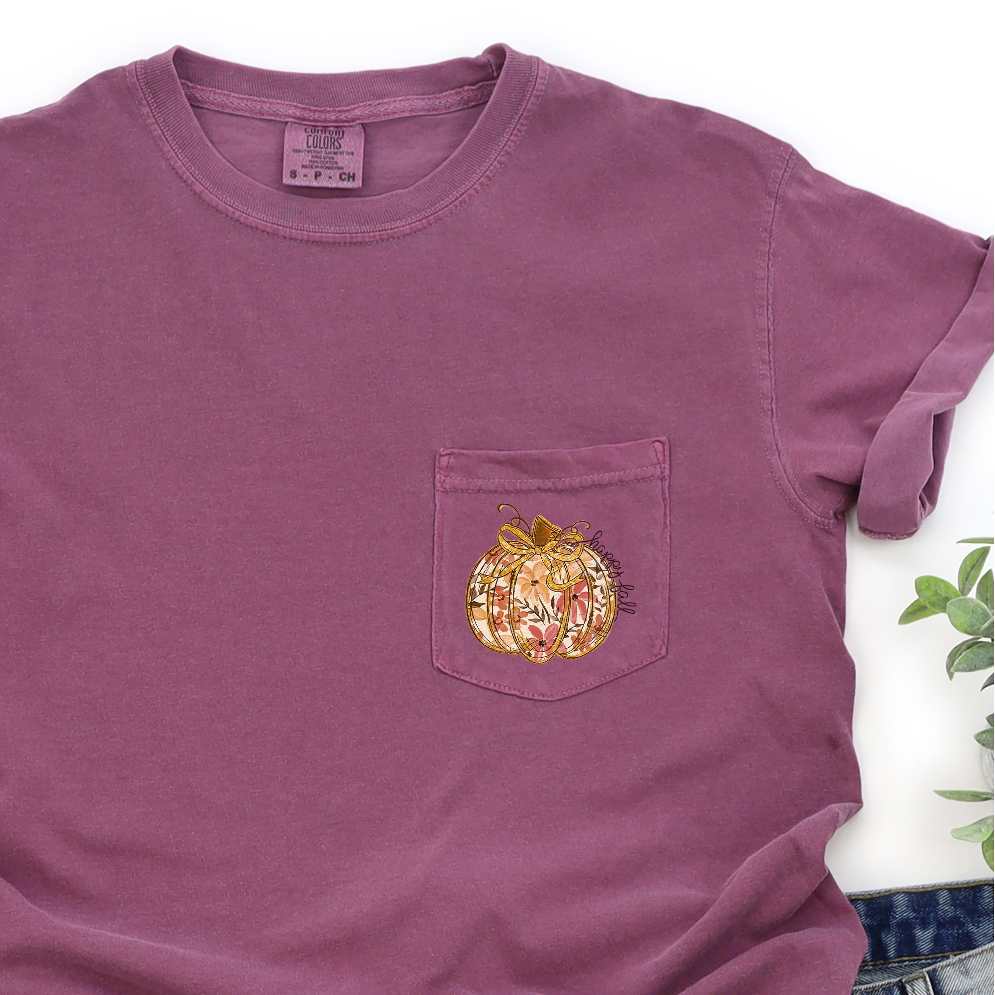 Happy Fall Pumpkin Thanksgiving Flowers Graphic Pocket Vintage Autumn Floral Edition Comfort Colors Tee
