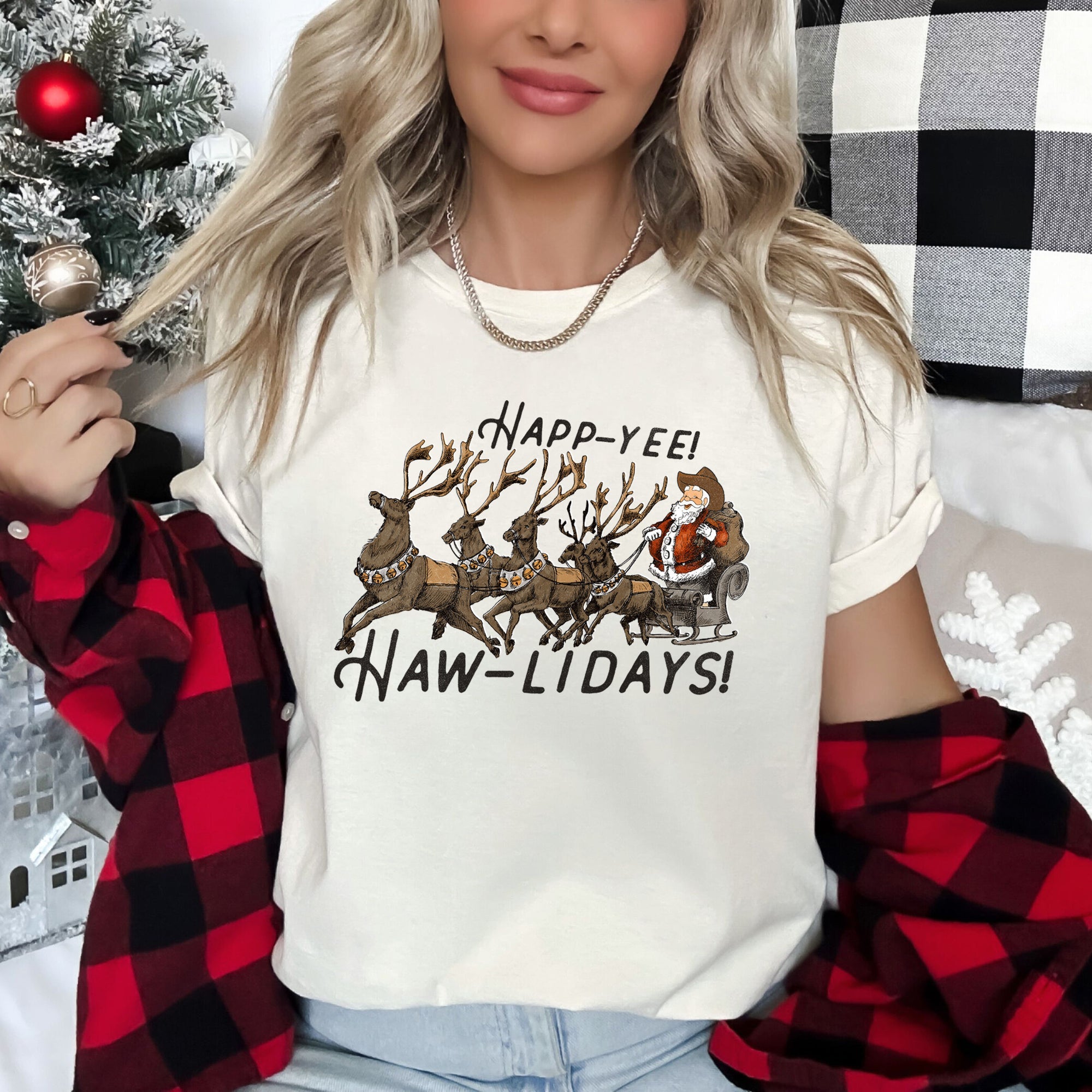 Happy Holidays Yee Haw Santa Cowboy Reindeer Christmas Western Style Graphic Tee