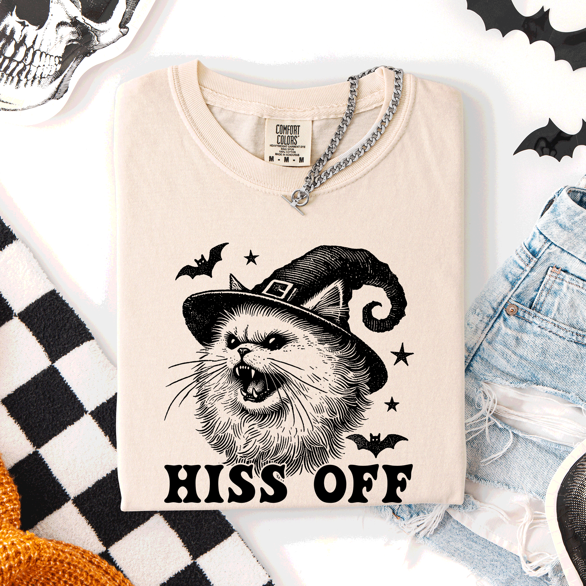 Hiss Off Cat Halloween Witch Funny For Cat Lovers And Halloween Enthusiasts Comfort Colors Tee