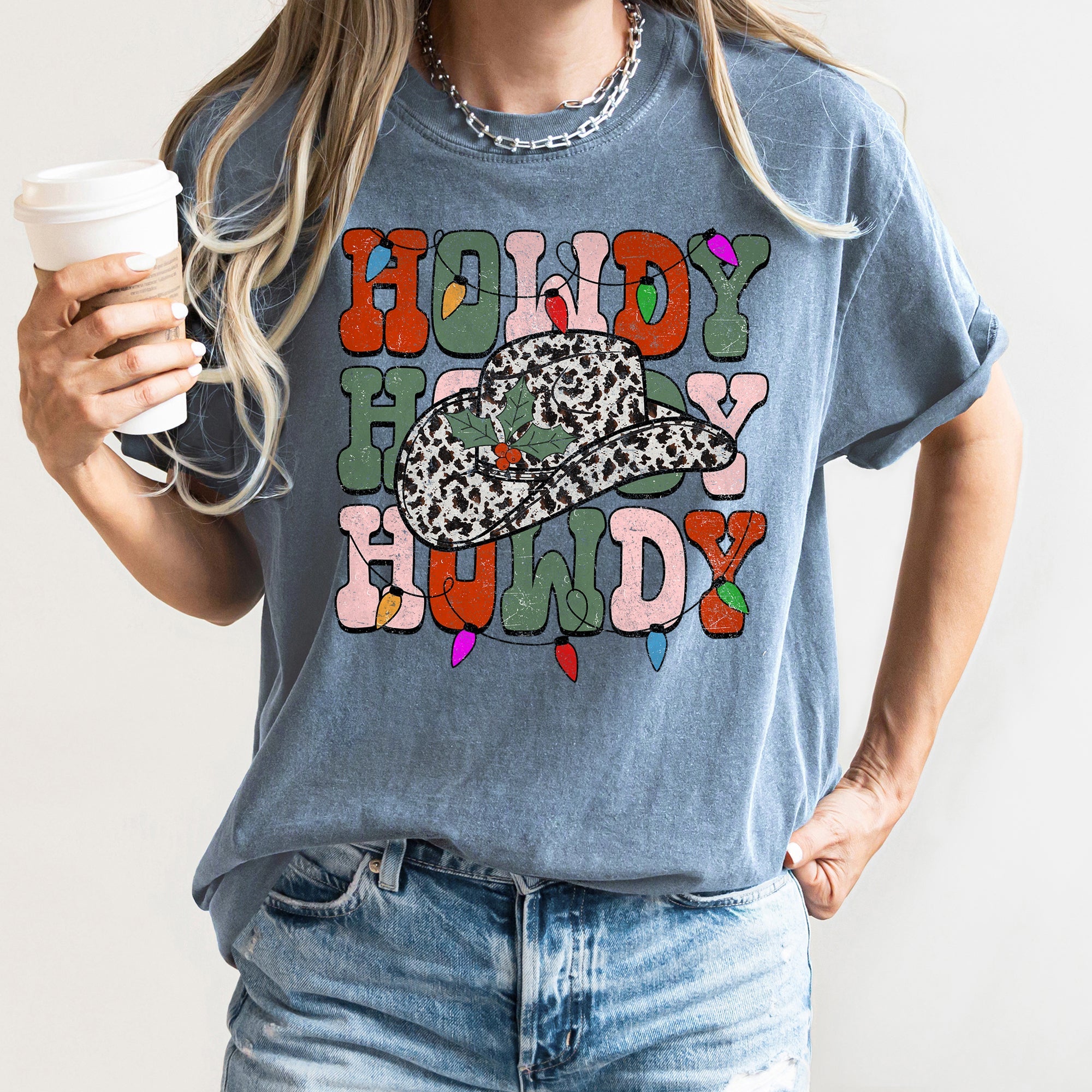 Howdy Christmas Leopard Print Cowboy Hat Retro Text Vintage Edition Comfort Colors Tee