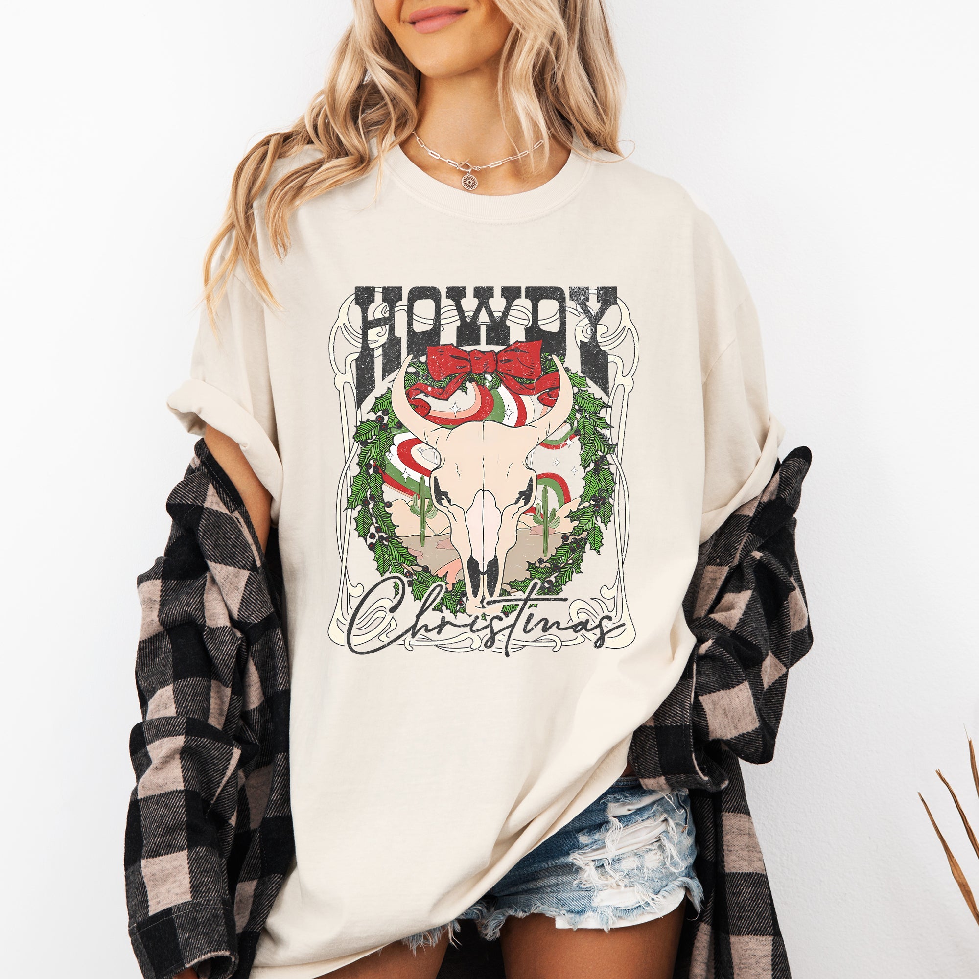 Howdy Christmas Skull Western Cowboy Vintage Holiday Western Illustration Comfort Colors Tee
