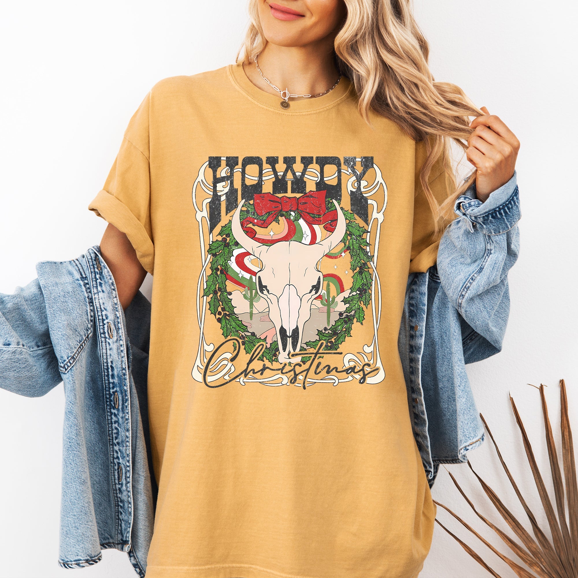 Howdy Christmas Skull Western Cowboy Vintage Holiday Western Illustration Comfort Colors Tee