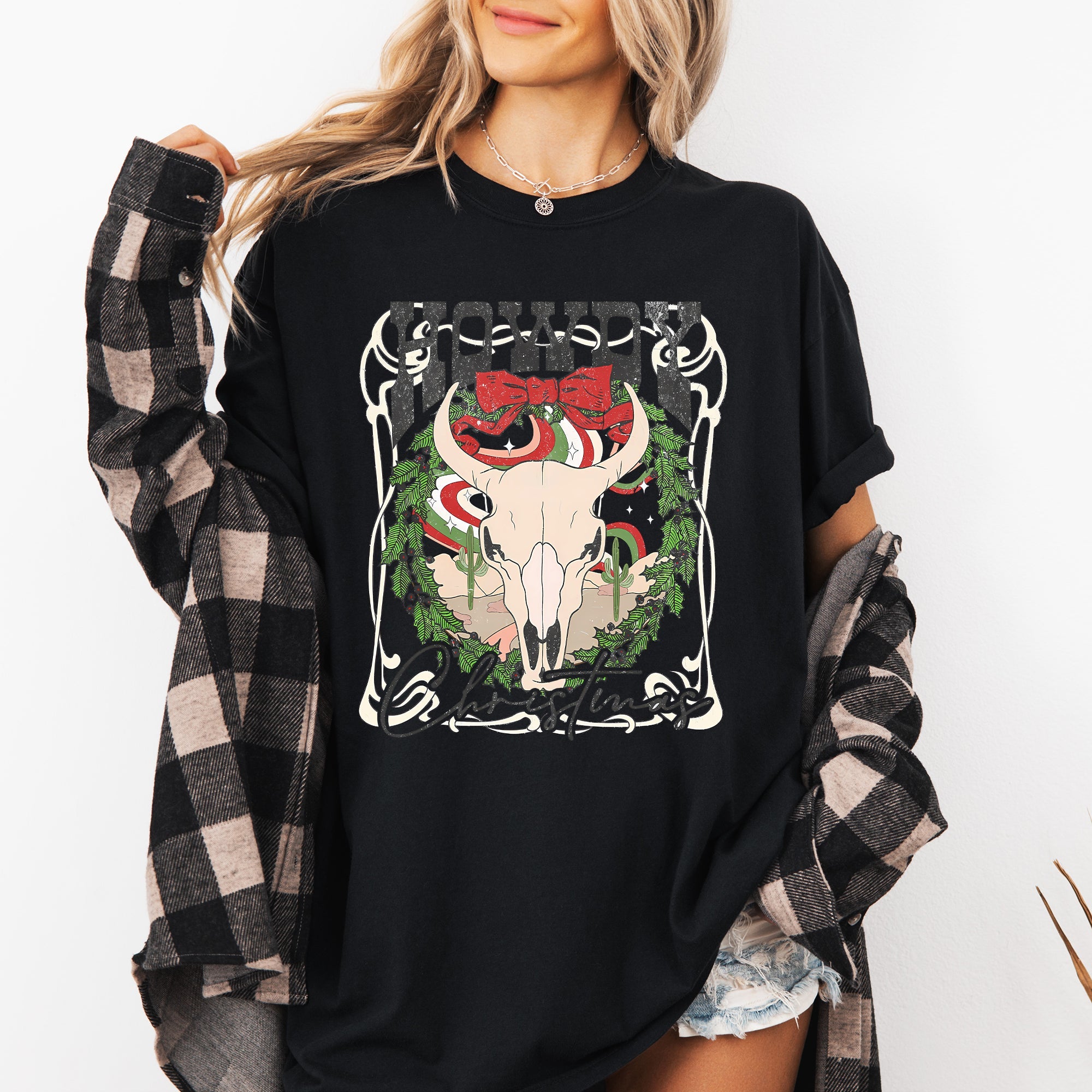 Howdy Christmas Skull Western Cowboy Vintage Holiday Western Illustration Comfort Colors Tee