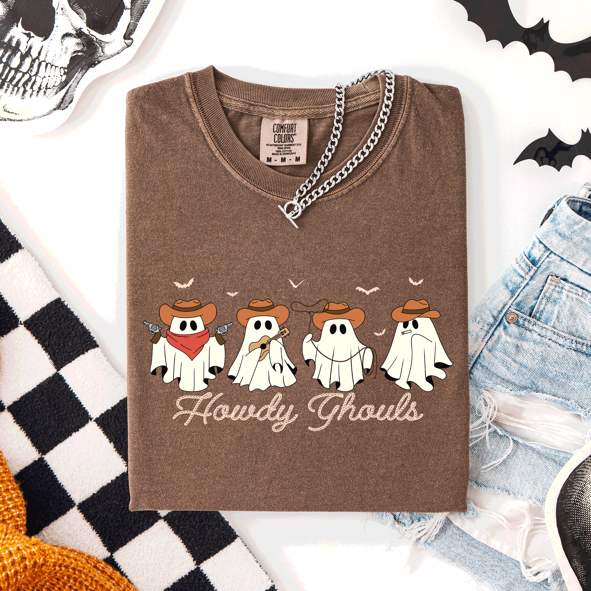 Howdy Ghouls, Cowboy Ghosts Western Halloween Scene With Vintage Sunset Graphics Comfort Colors Tee