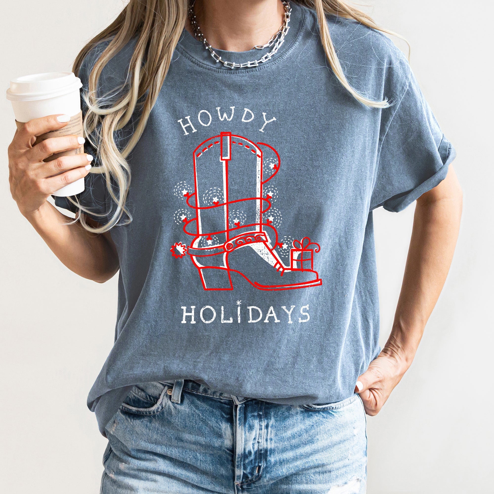 Howdy Holidays Christmas Cowboy Boot Retro Western Style Festive Vintage Comfort Colors Tee
