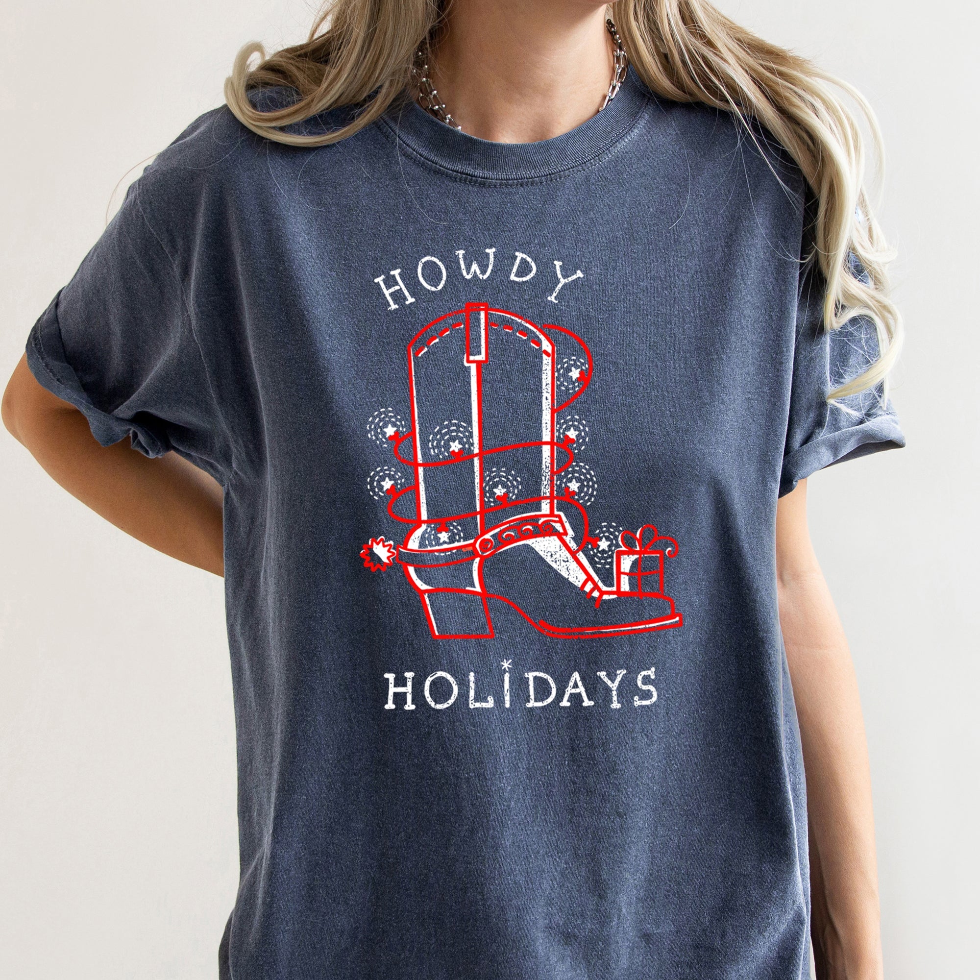 Howdy Holidays Christmas Cowboy Boot Retro Western Style Festive Vintage Comfort Colors Tee