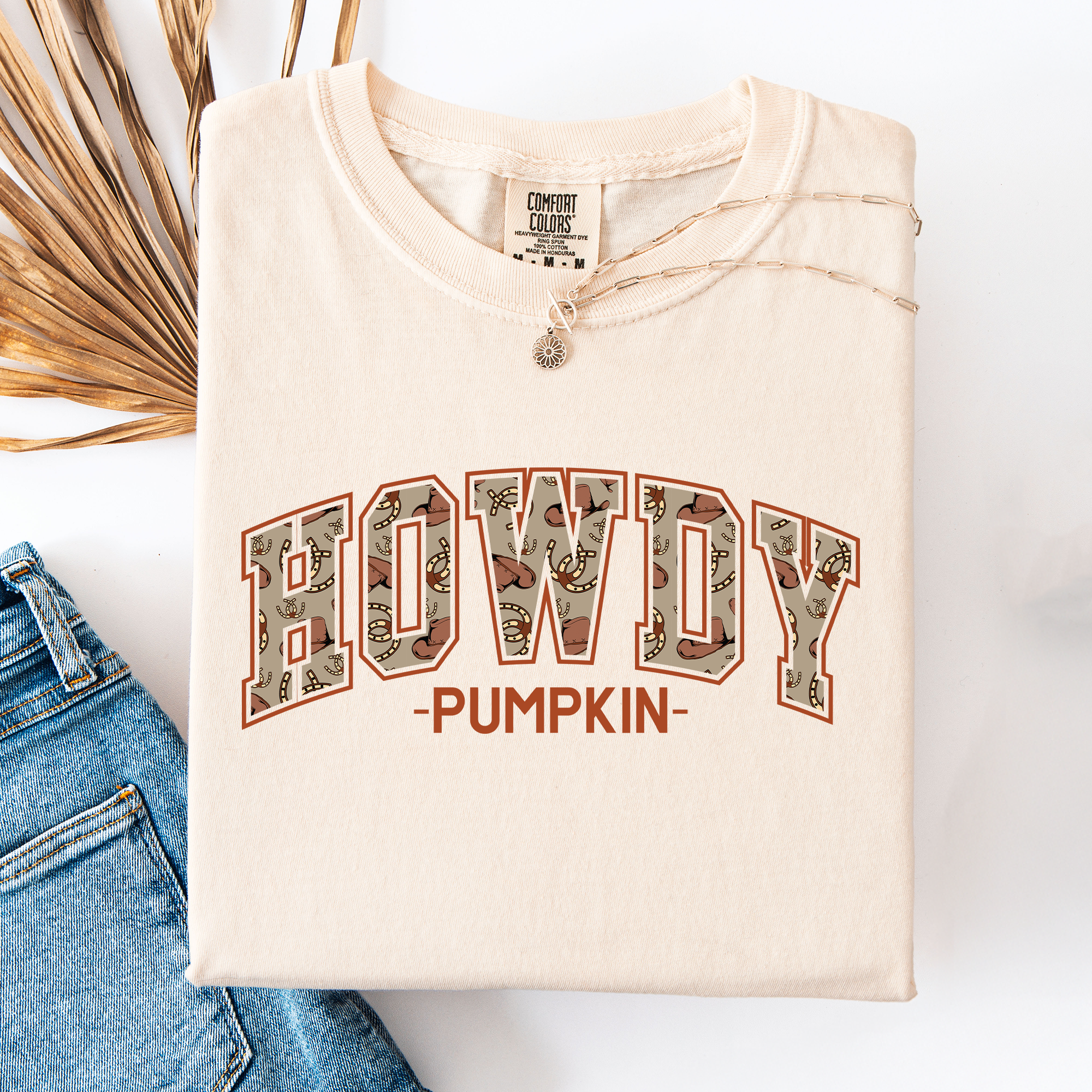 Howdy Pumpkin Fall Brush Stroke Floral Pumpkin Frame Vintage Varsity Collegiate Autumn Graphic Comfort Colors Tee