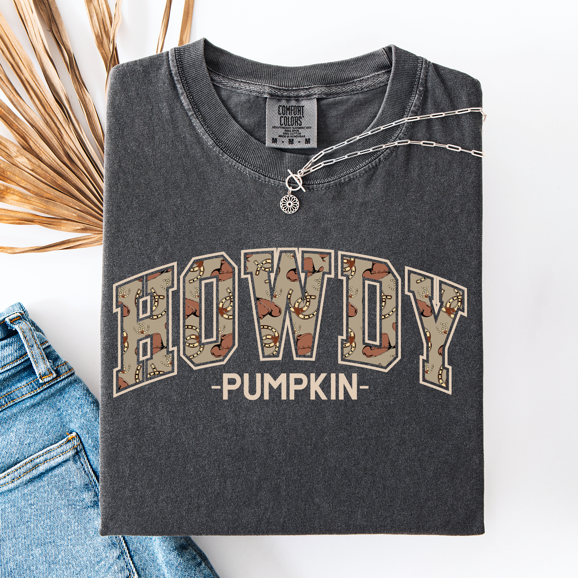 Howdy Pumpkin Fall Brush Stroke Floral Pumpkin Frame Vintage Varsity Collegiate Autumn Graphic Comfort Colors Tee