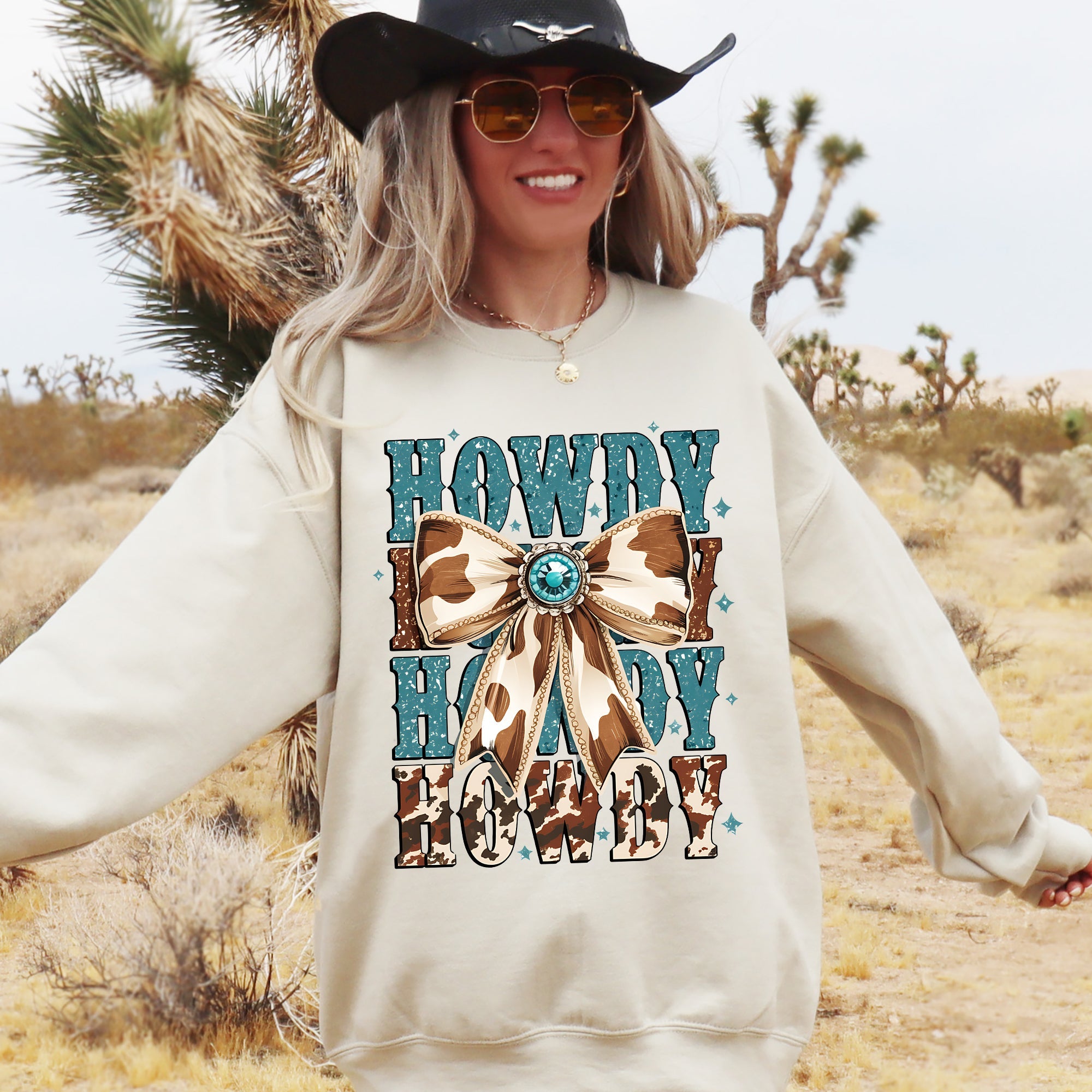 Howdy Western Cow Print Cowboy Cowgirl Country Rodeo Style Heritage Classic Western Wear Sweatshirt