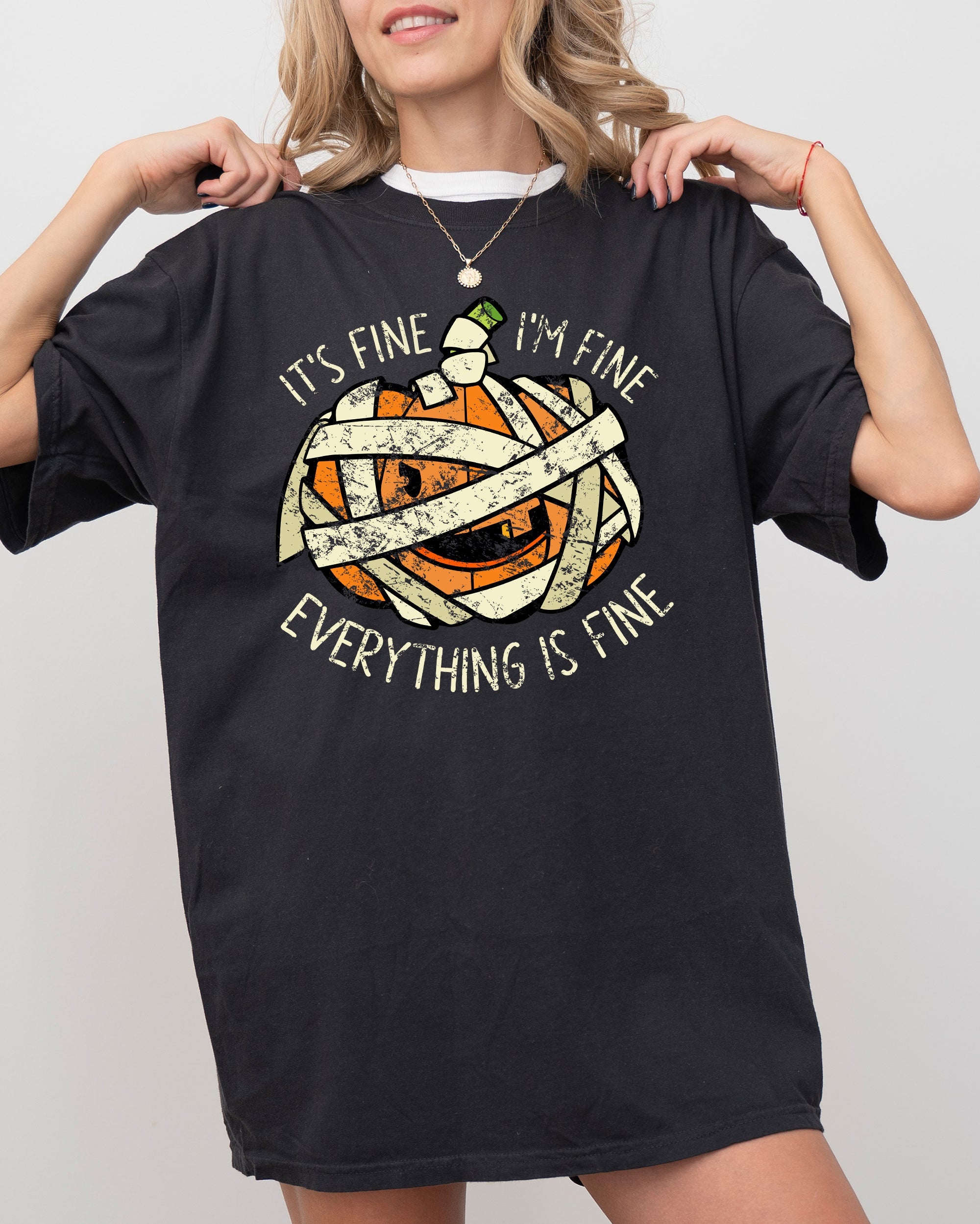 It's Fine, I'm Fine, Everything Is Fine Pumpkin Halloween Jack-O-Lantern Spooky Fall Autumn Comfort Colors Tee