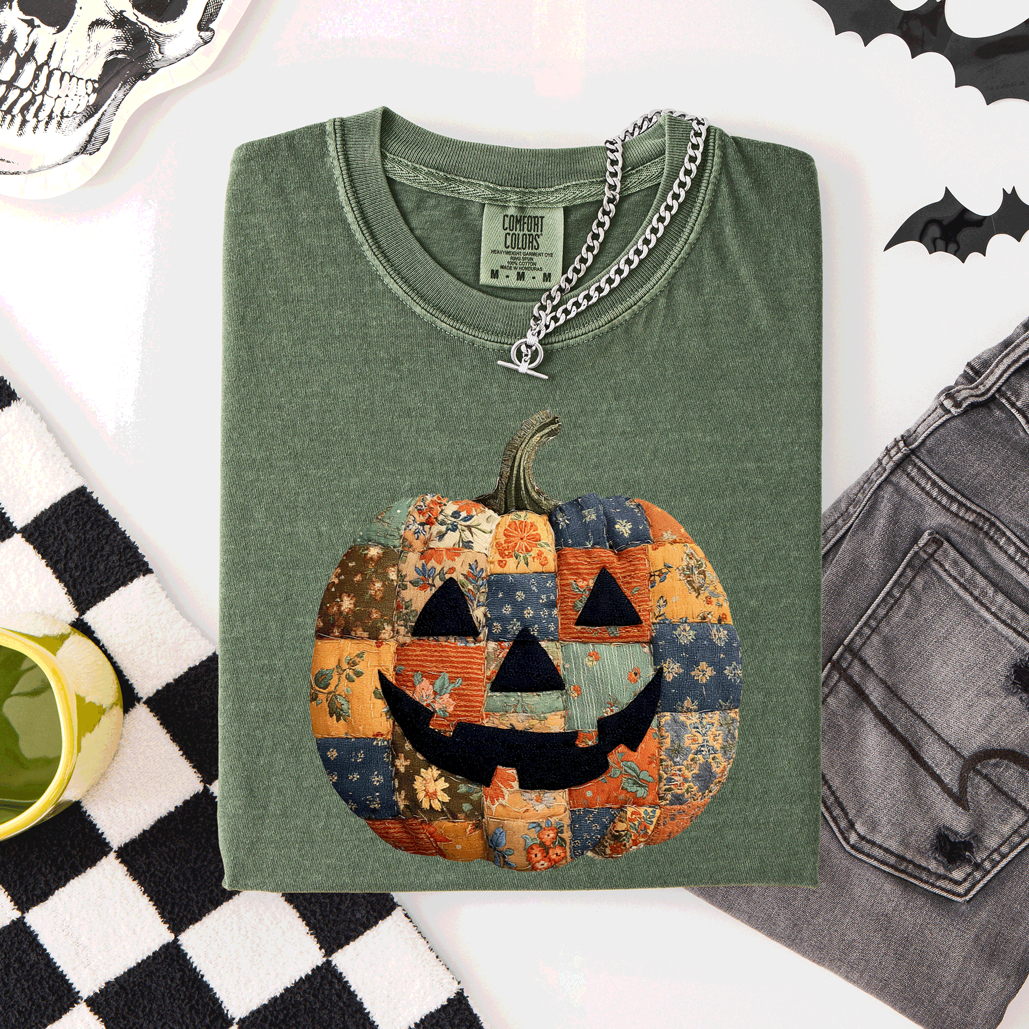 Jack O Lantern Faux Quilt Pumpkin Halloween Fall Autumn Spooky Cozy Comfort Colors Tee