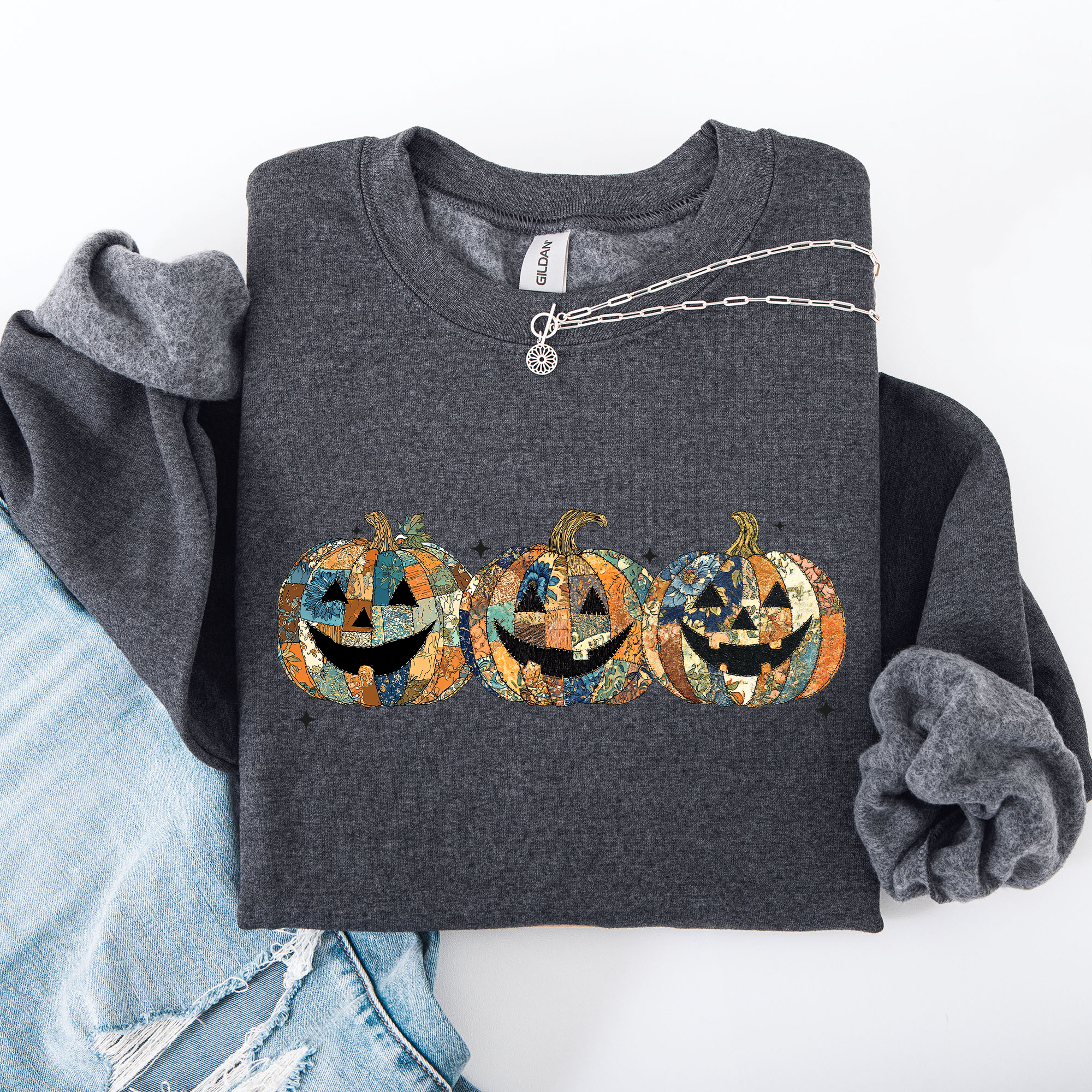 Jack O Lanterns Faux Quilt Pumpkin Halloween Autumn Festive Cozy Classic Sweatshirt