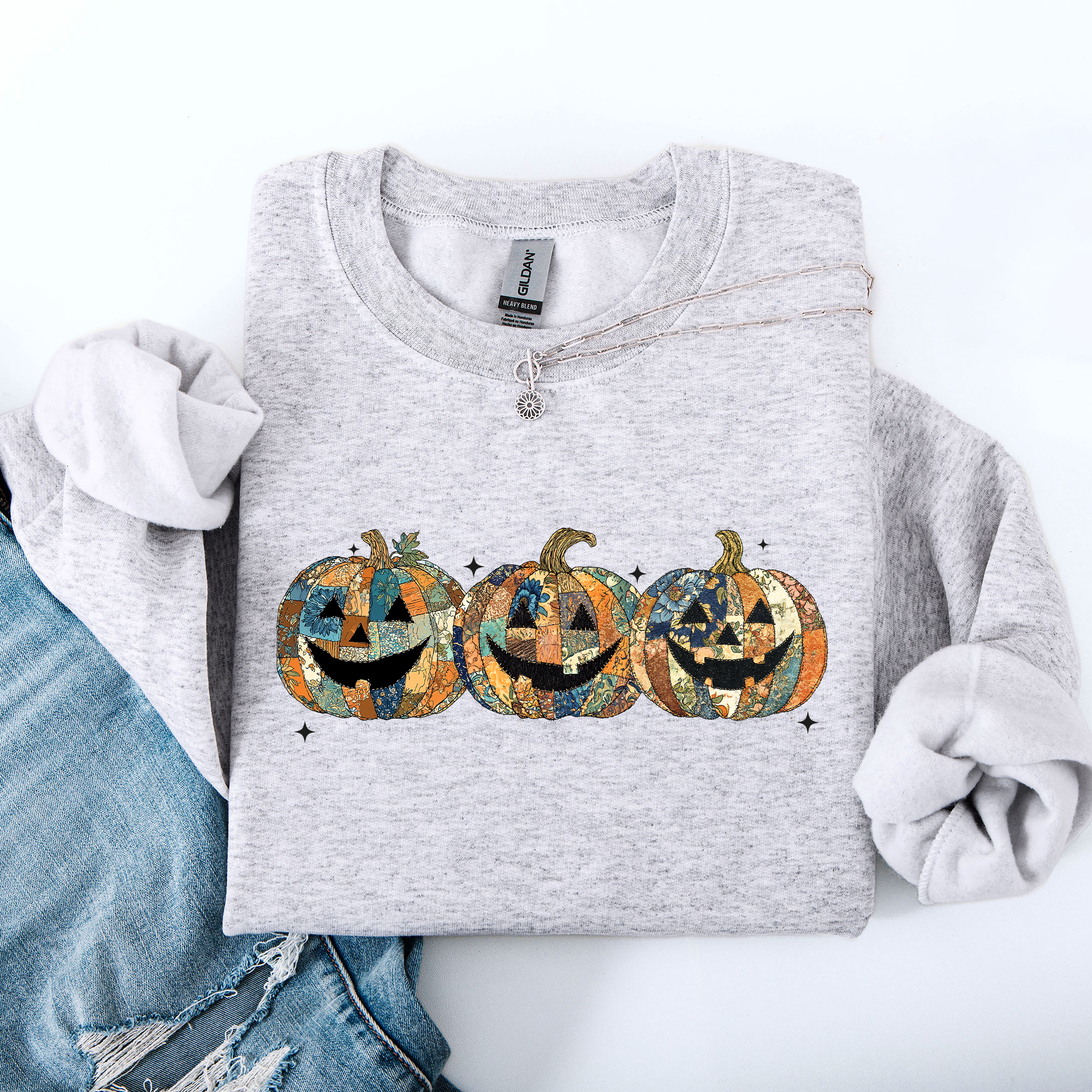 Jack O Lanterns Faux Quilt Pumpkin Halloween Autumn Festive Cozy Classic Sweatshirt