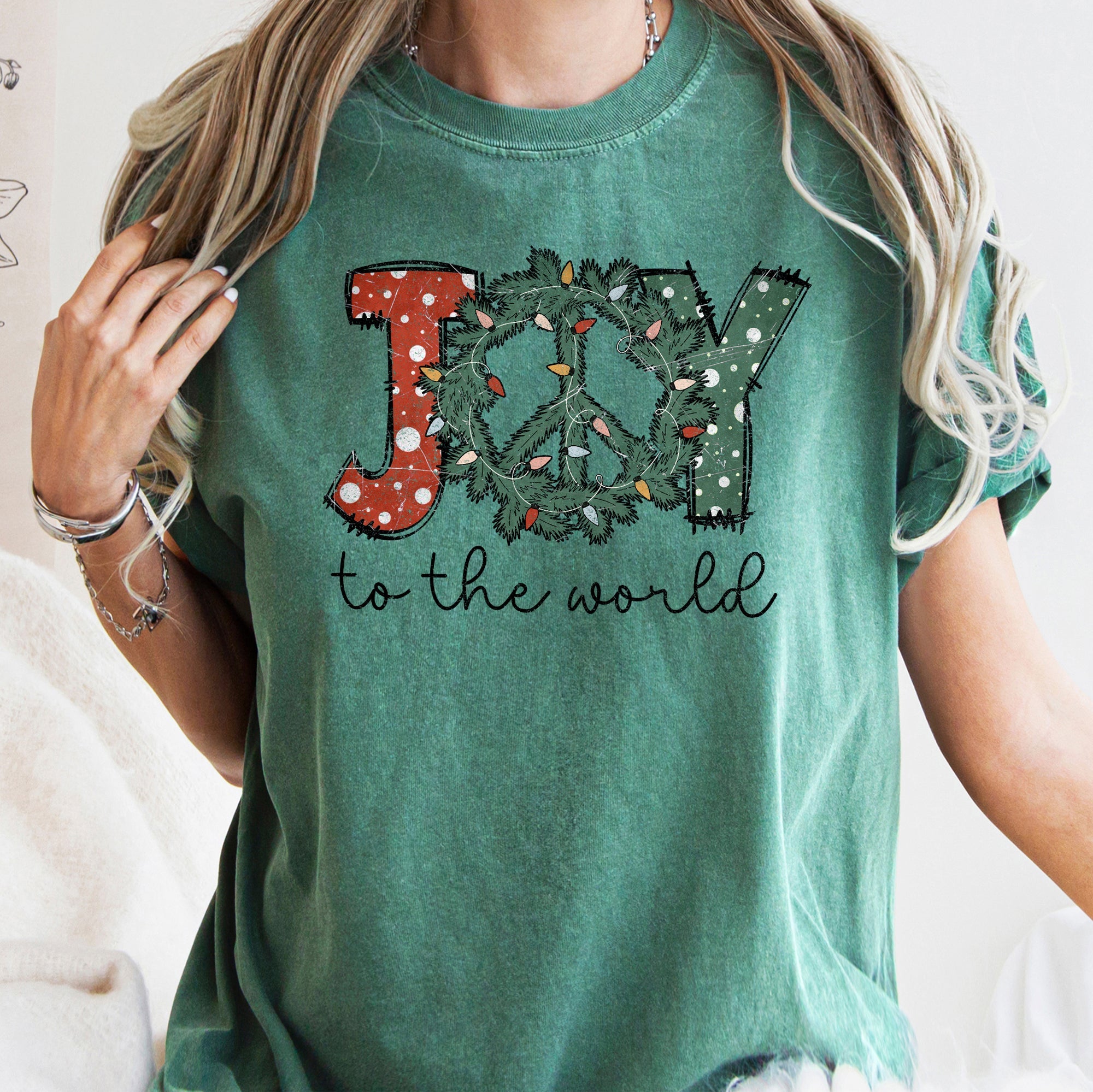 Joy To The World Peace Wreath Christmas Vintage Inspired Seasonal Edition Comfort Colors Tee