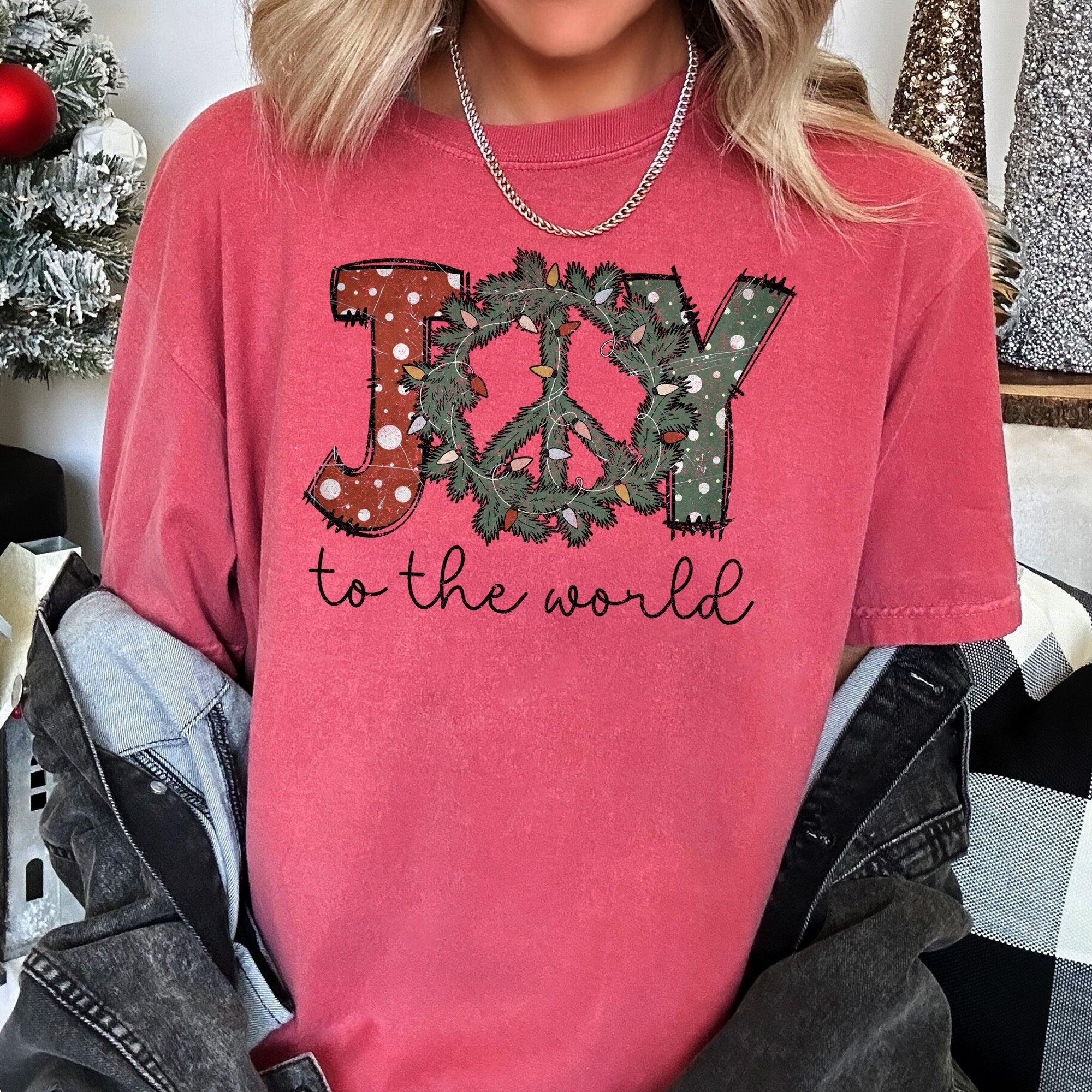 Joy To The World Peace Wreath Christmas Vintage Inspired Seasonal Edition Comfort Colors Tee