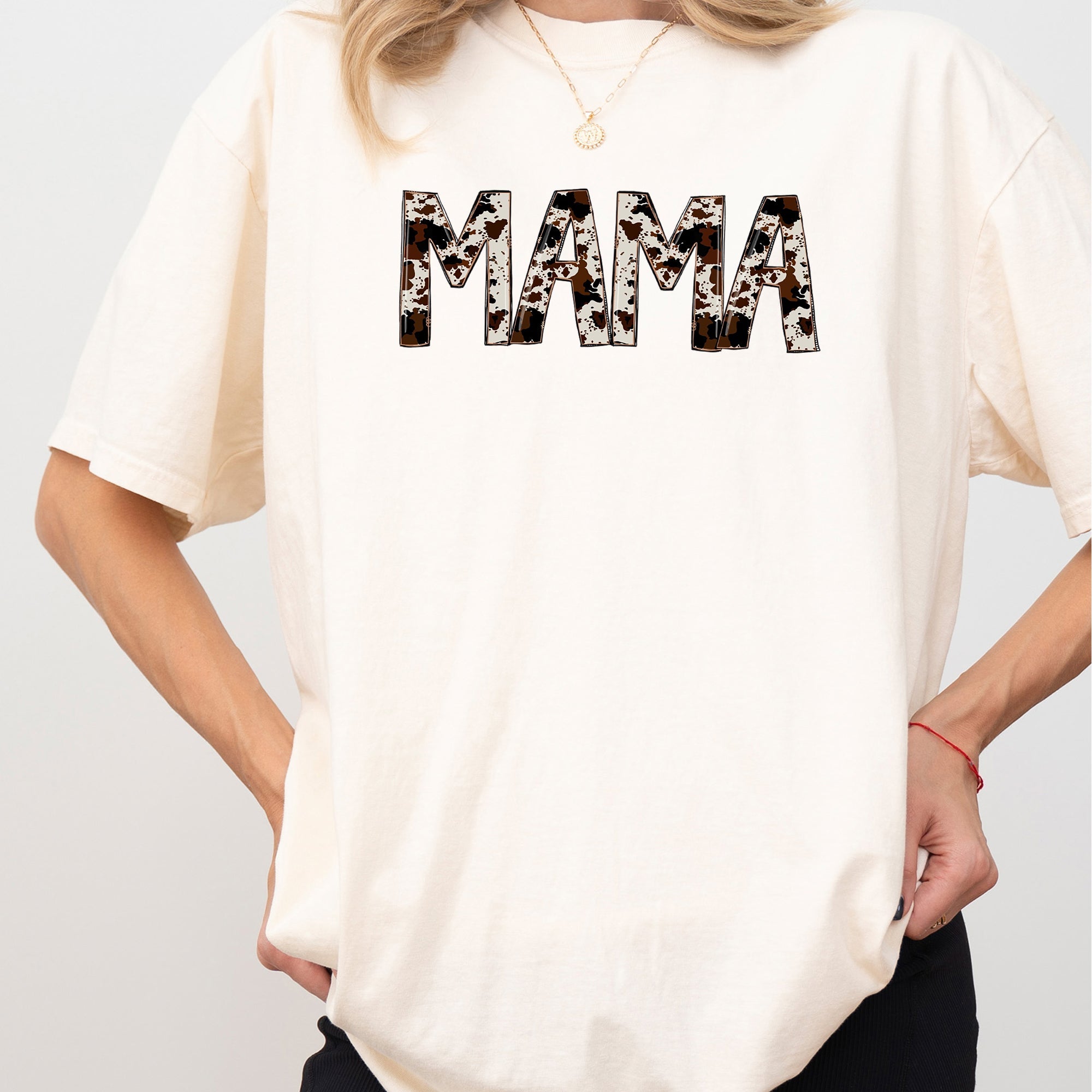 Mama Cow Print Retro Vintage Farmhouse Charm Nostalgic Artwork For Everyday Wear Comfort Colors Tee