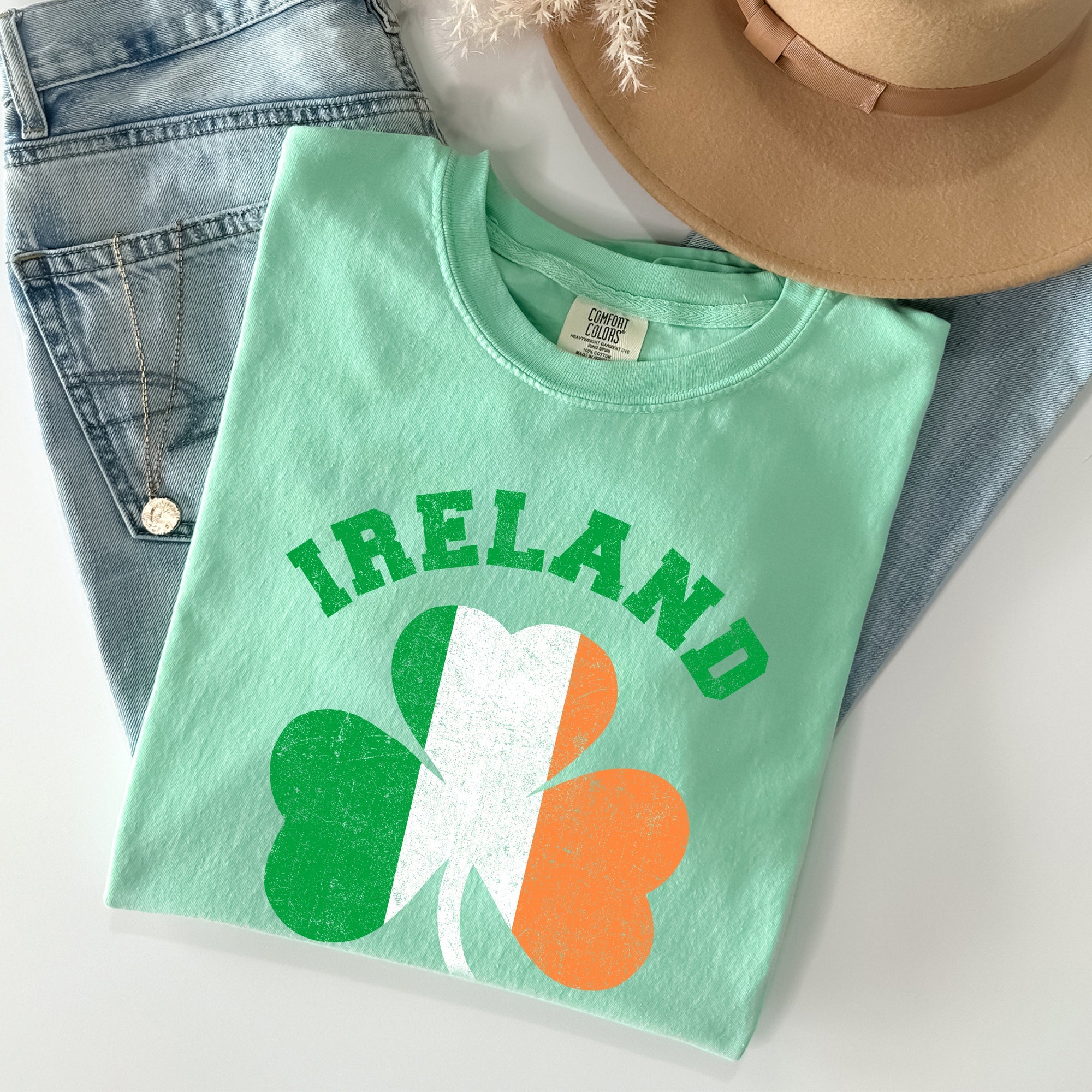 Ireland Shamrock Flag Vintage St Patrick's Day Irish Heritage Pride Comfort Colors Tee