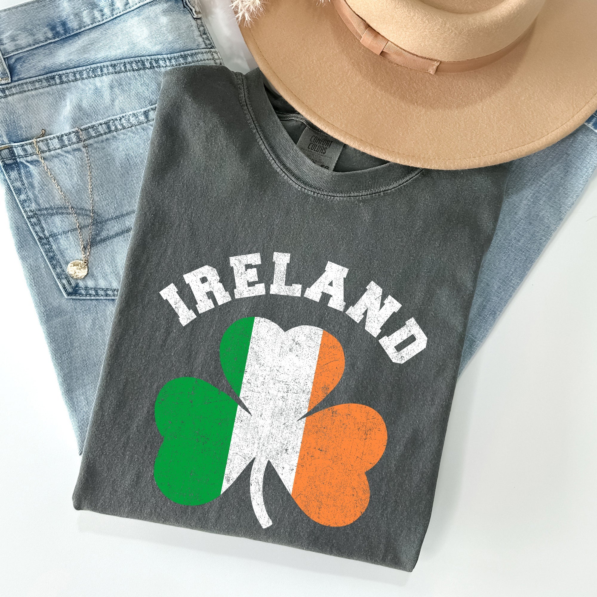 Ireland Shamrock Flag Vintage St Patrick's Day Irish Heritage Pride Comfort Colors Tee