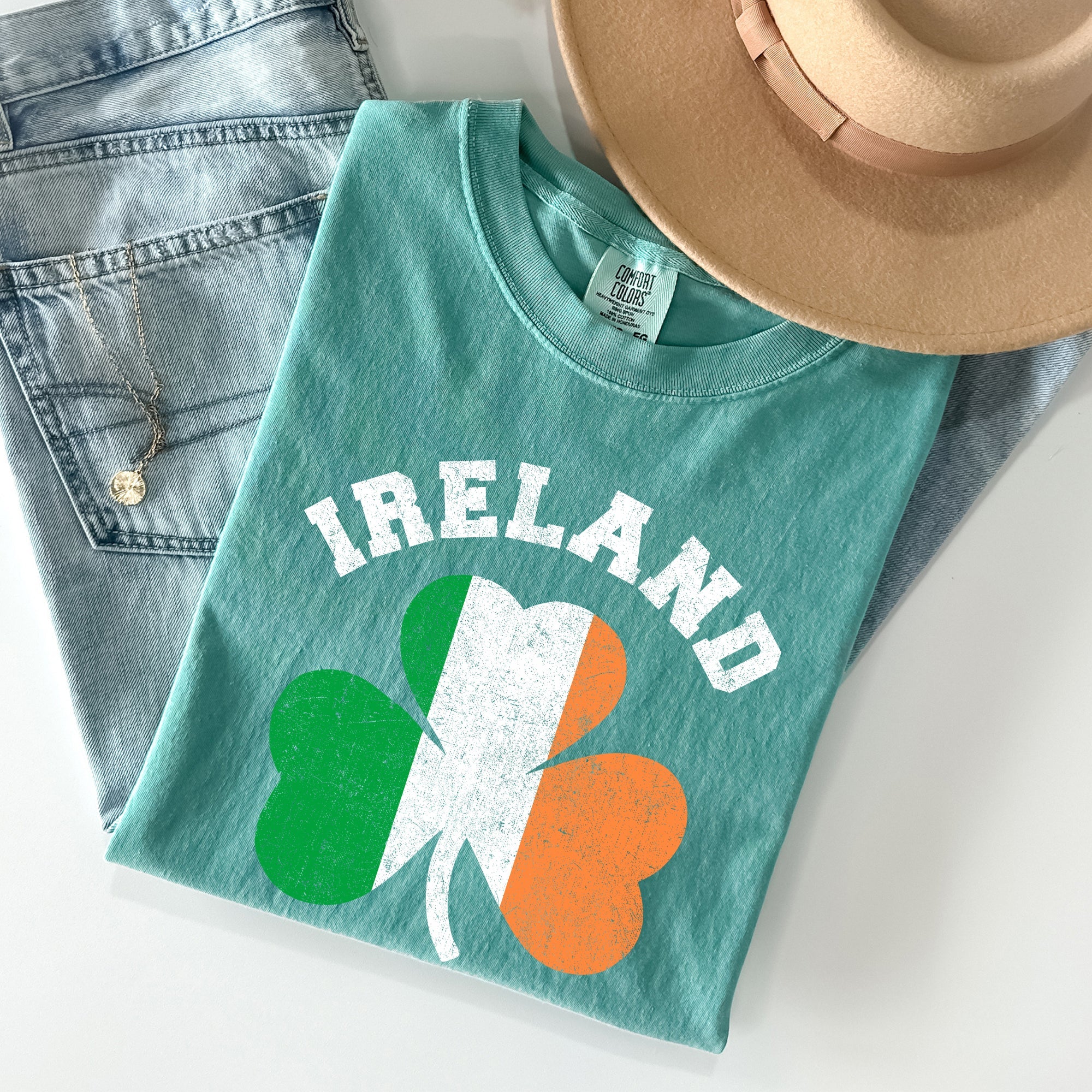 Ireland Shamrock Flag Vintage St Patrick's Day Irish Heritage Pride Comfort Colors Tee