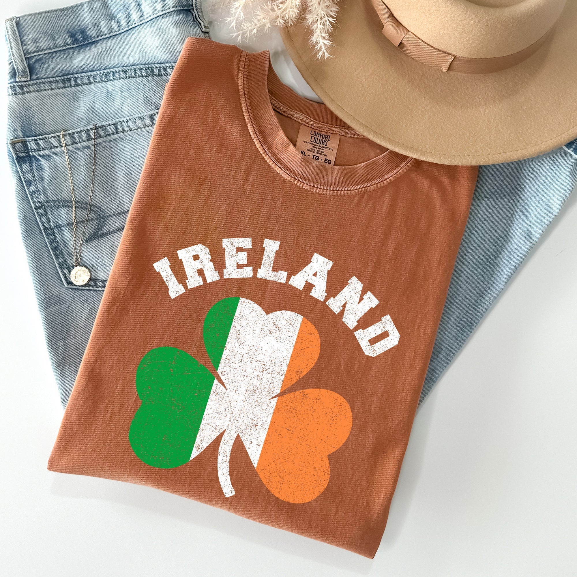 Ireland Shamrock Flag Vintage St Patrick's Day Irish Heritage Pride Comfort Colors Tee
