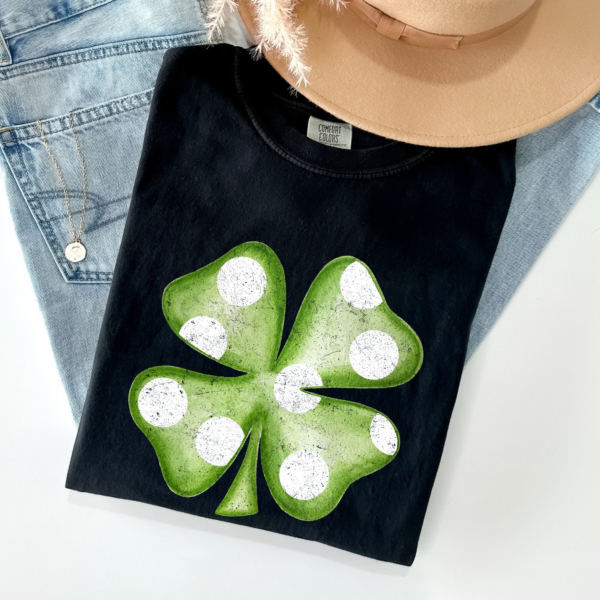 Polka Dot Shamrock Retro Vintage St Patrick's Day Celebration Comfort Colors Tee