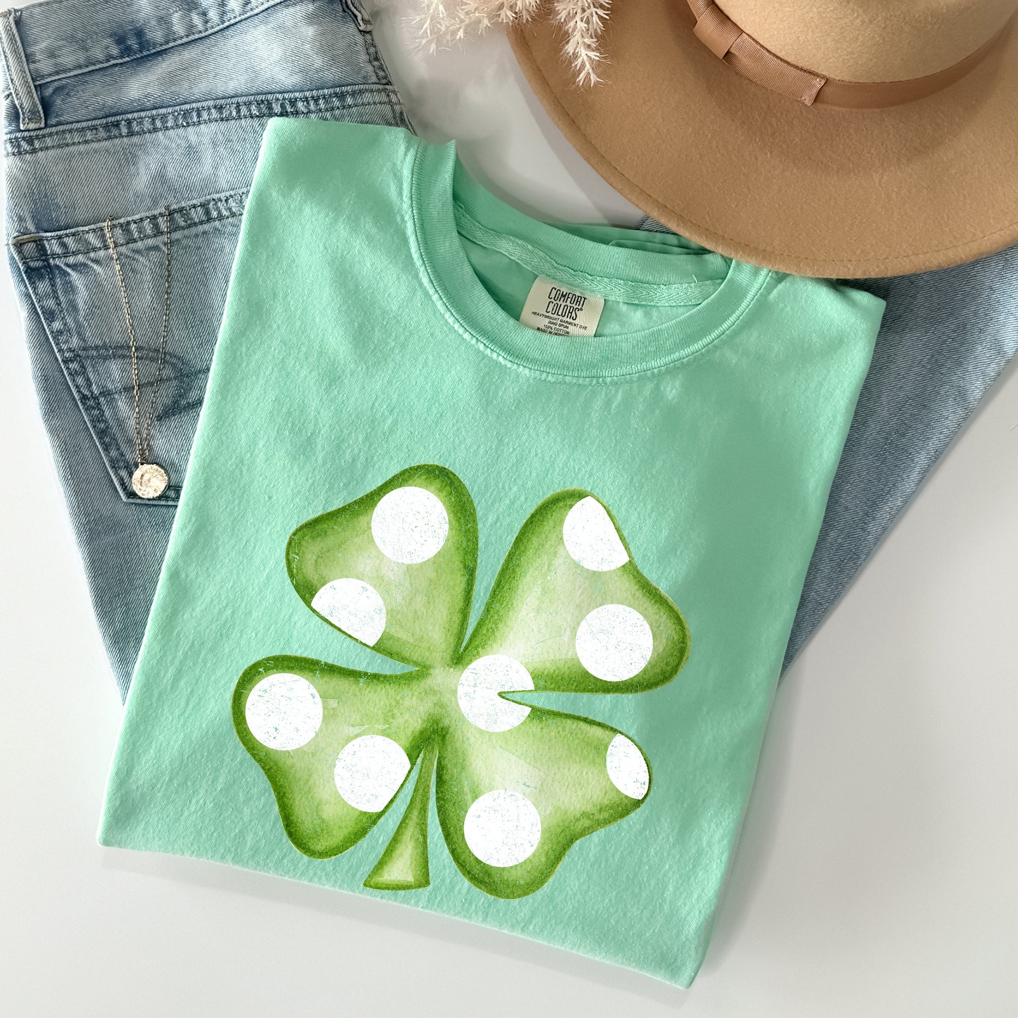 Polka Dot Shamrock Retro Vintage St Patrick's Day Celebration Comfort Colors Tee