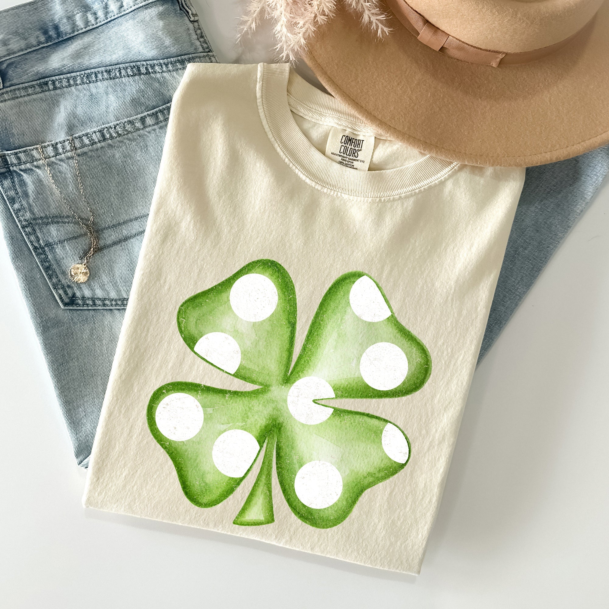 Polka Dot Shamrock Retro Vintage St Patrick's Day Celebration Comfort Colors Tee