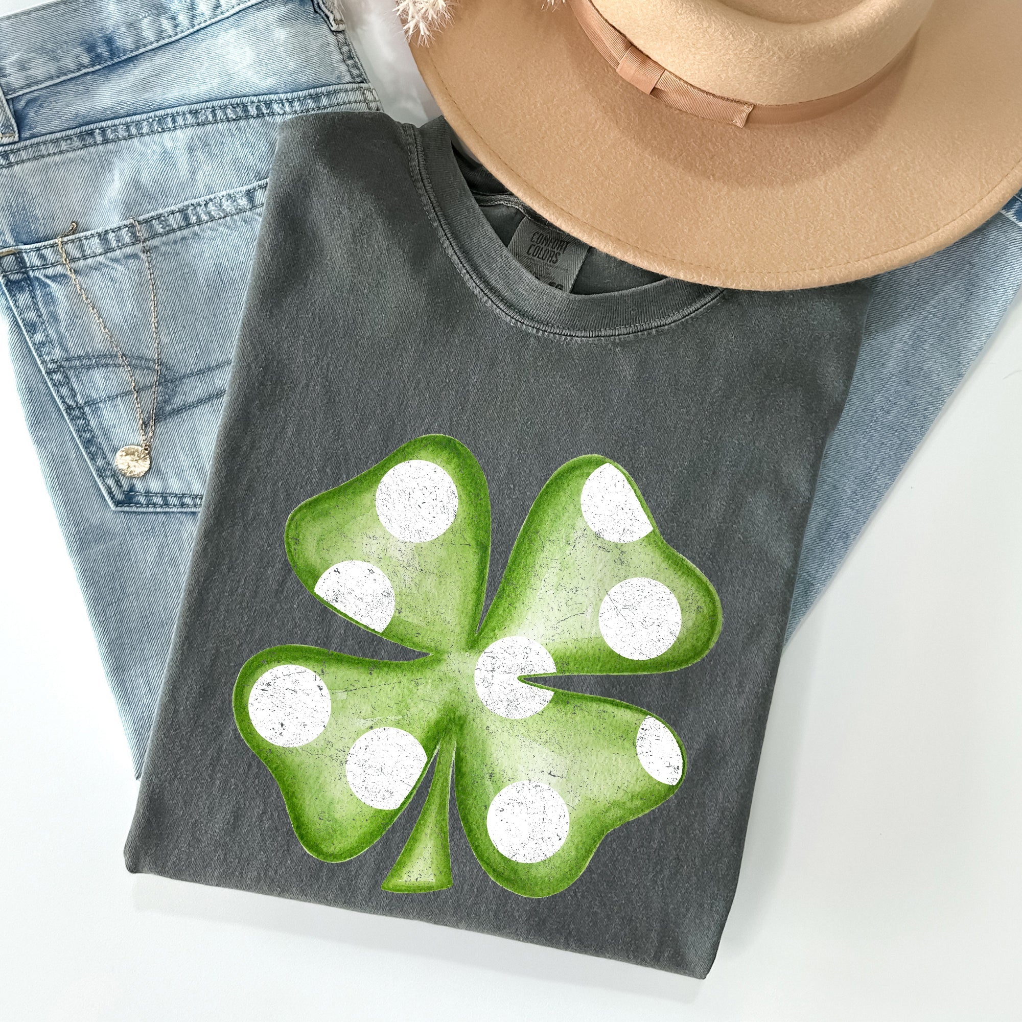Polka Dot Shamrock Retro Vintage St Patrick's Day Celebration Comfort Colors Tee