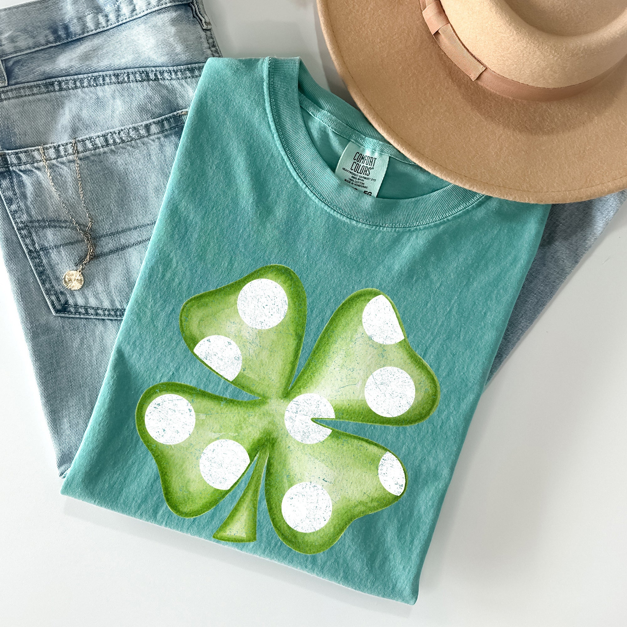 Polka Dot Shamrock Retro Vintage St Patrick's Day Celebration Comfort Colors Tee