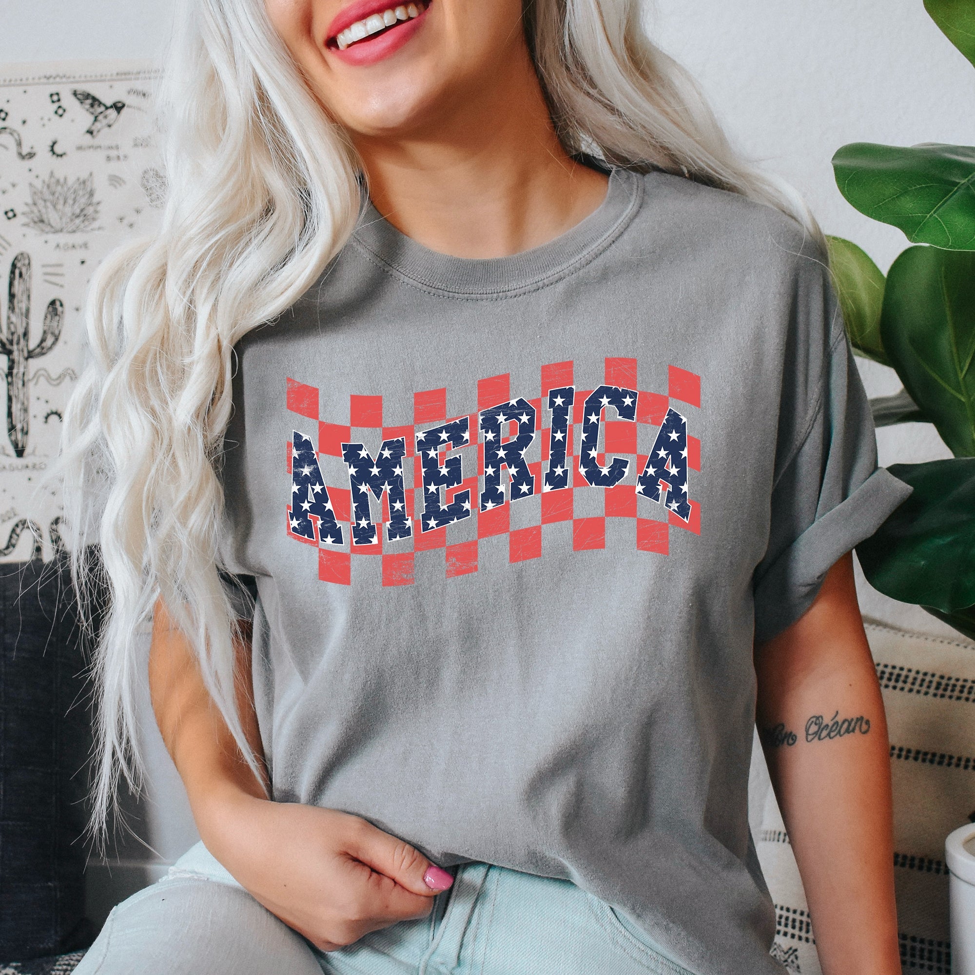 America Retro Patriotic USA Checkered Vintage Flag Inspired Heritage Edition Comfort Colors Tee