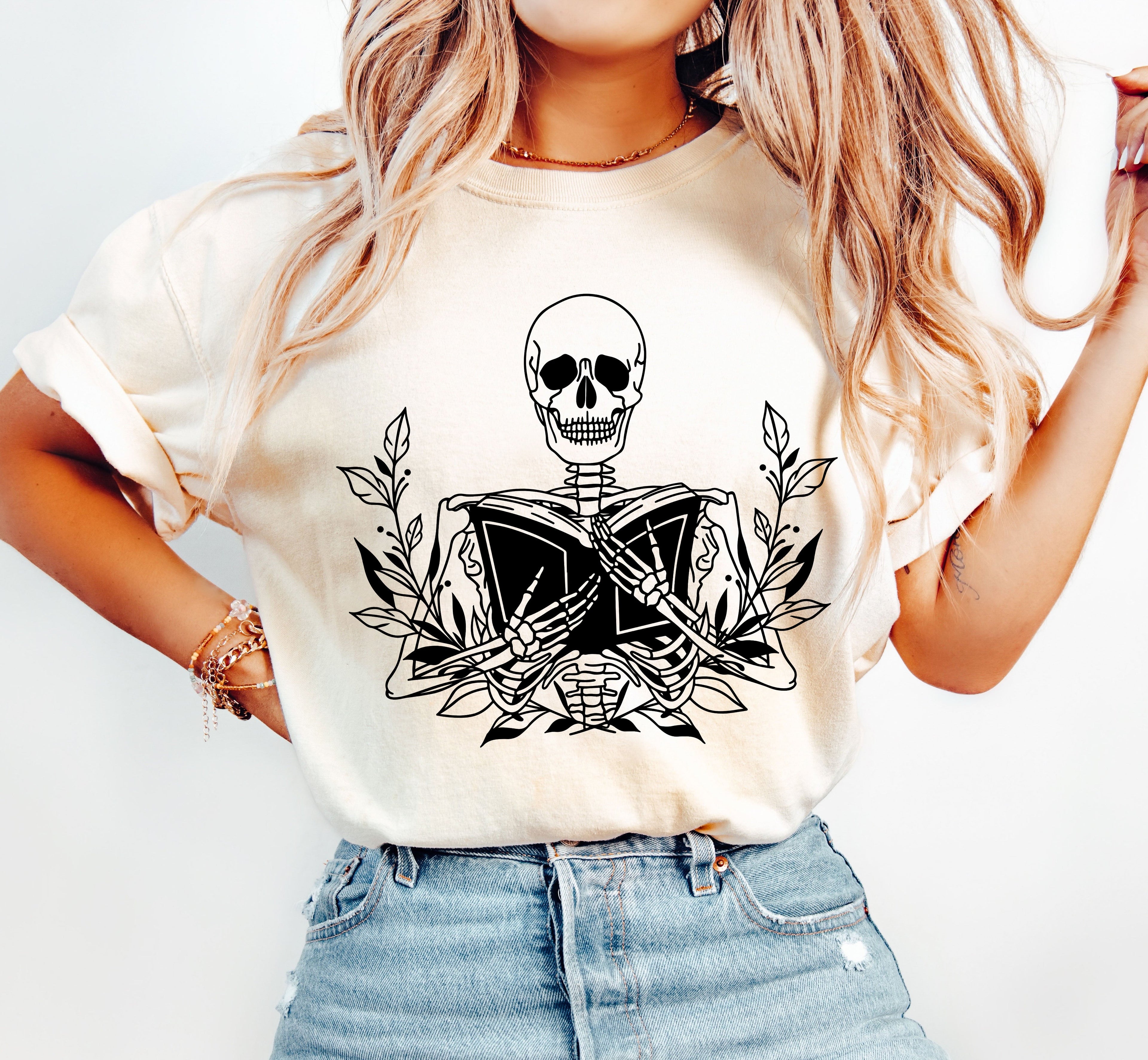 Reading Skeleton Book Lover Retro Vintage Inspired Collector's Edition Comfort Colors Tee