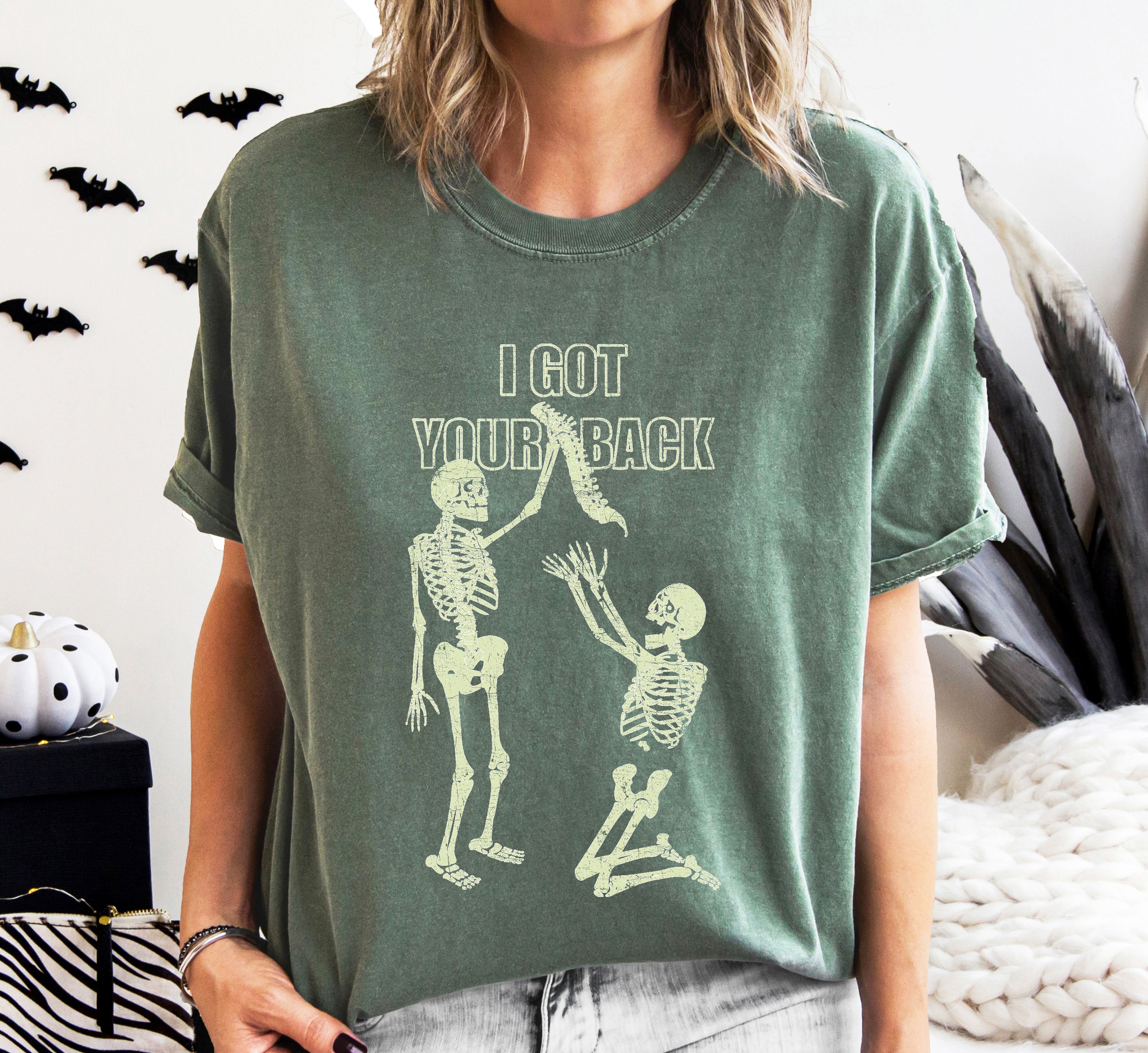 I Got Your Back, Funny Skeleton Retro Vintage Graphic Artwork Collection Comfort Colors Tee