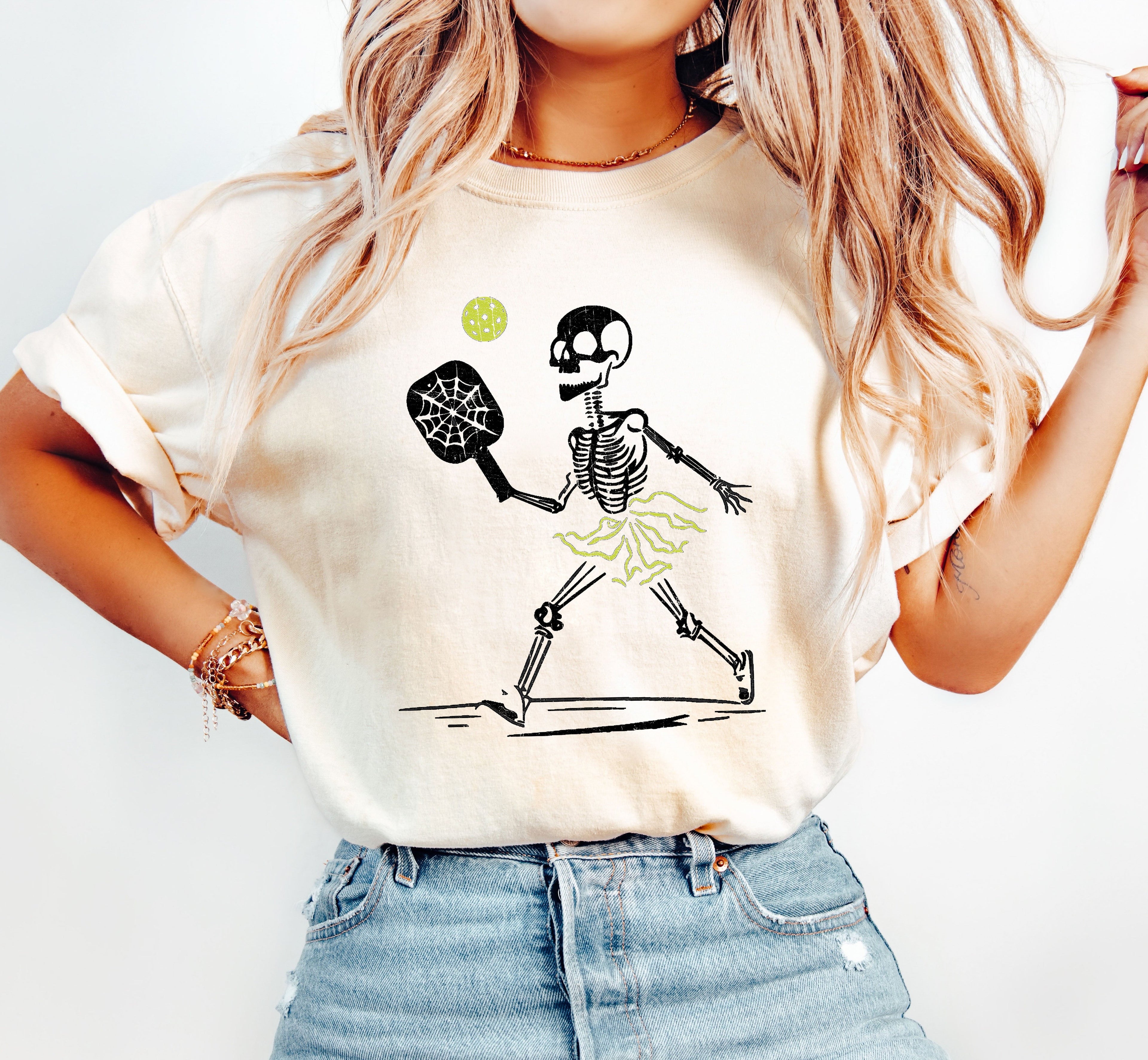 Skeleton Pickleball Funny Retro Aesthetic Vintage Classic Limited Edition Comfort Colors Tee