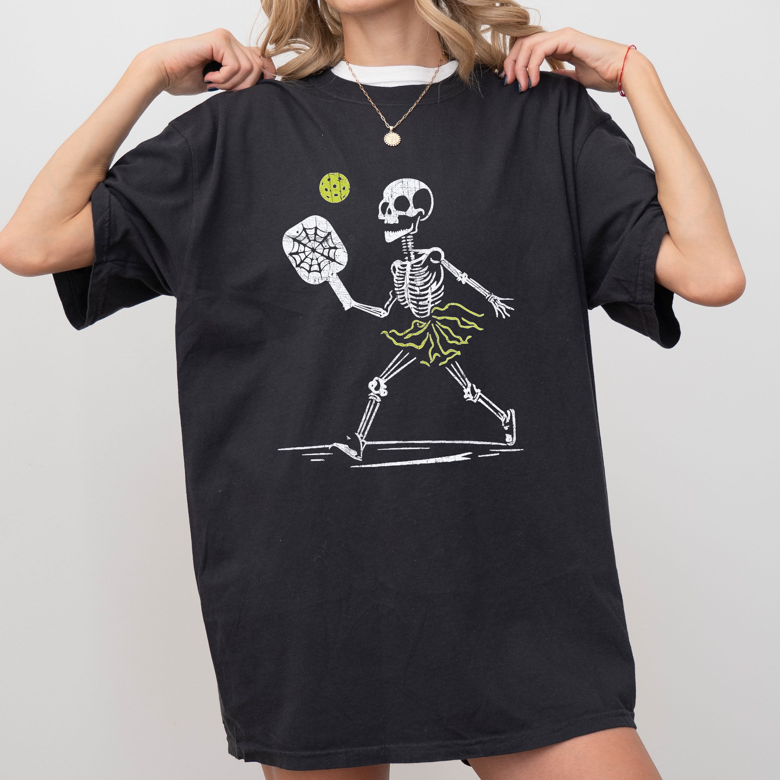 Skeleton Pickleball Funny Retro Aesthetic Vintage Classic Limited Edition Comfort Colors Tee