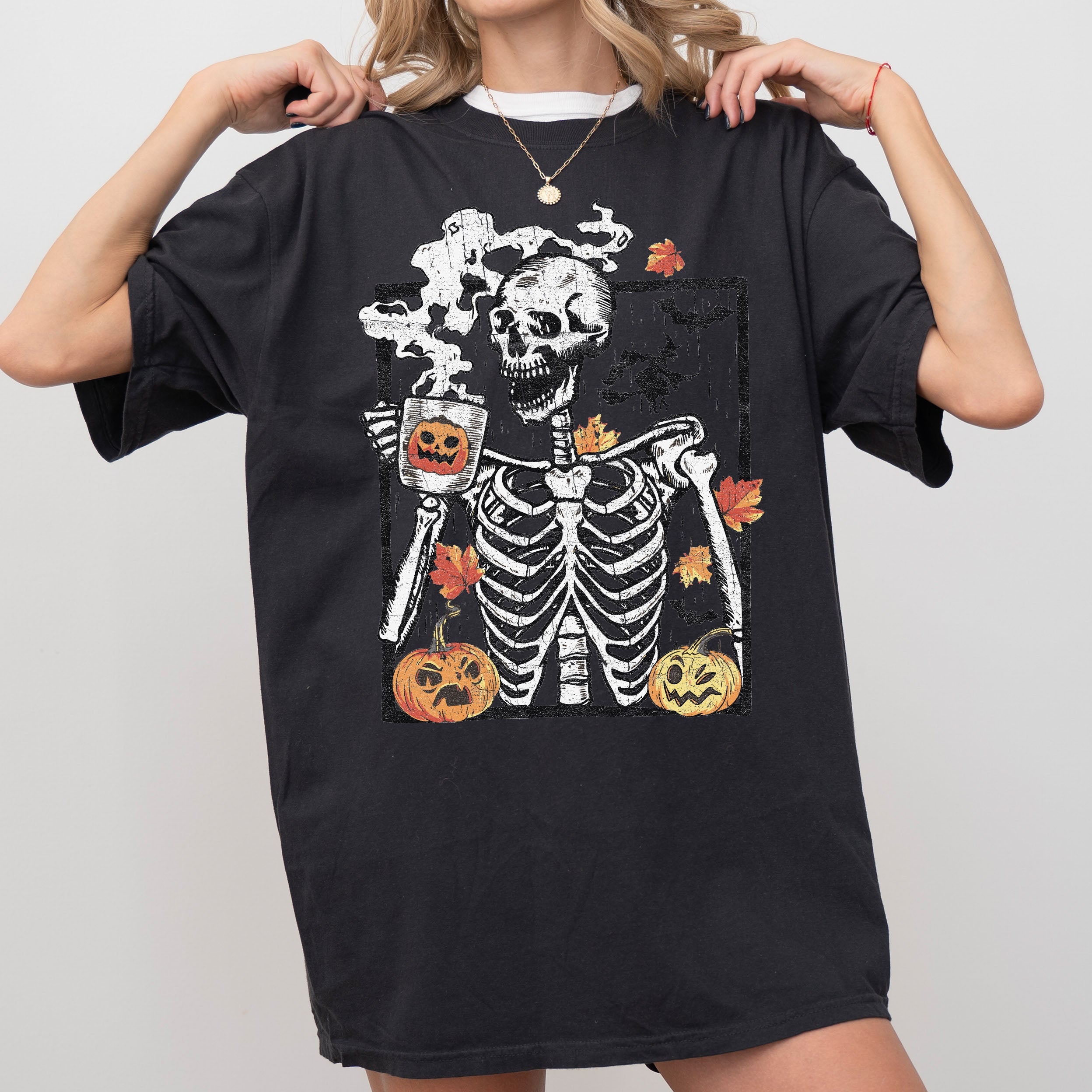 Coffee Lover Skeleton Mom Retro Vintage Brew Geek Heartwarming Portrait Comfort Colors Tee