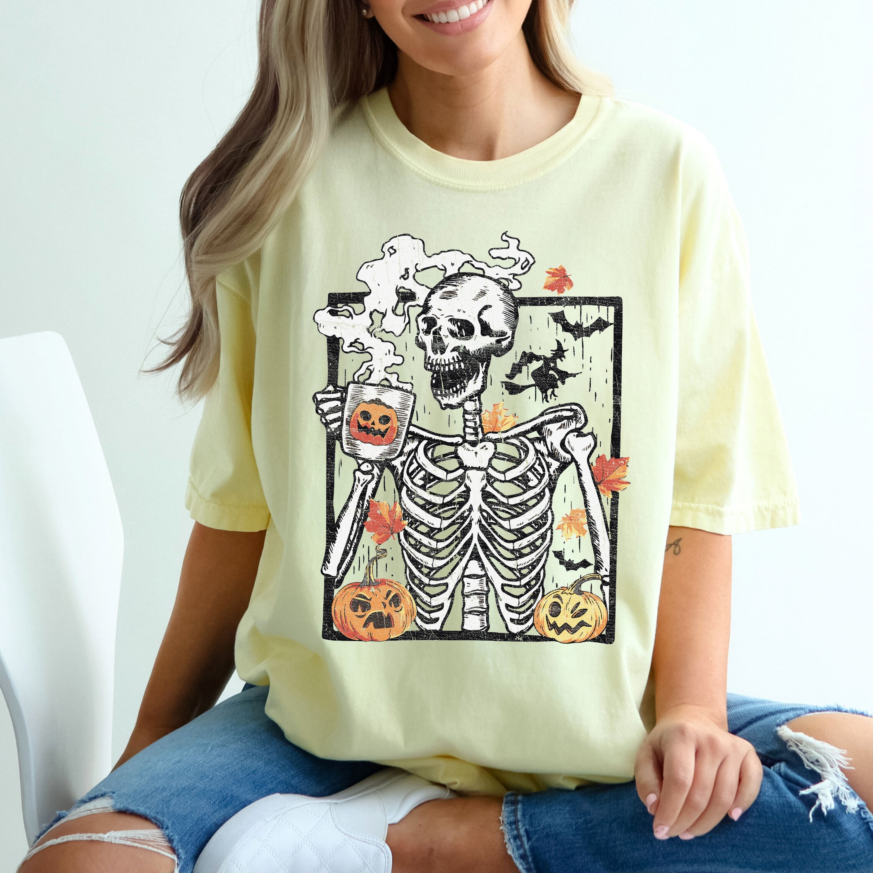 Coffee Lover Skeleton Mom Retro Vintage Brew Geek Heartwarming Portrait Comfort Colors Tee