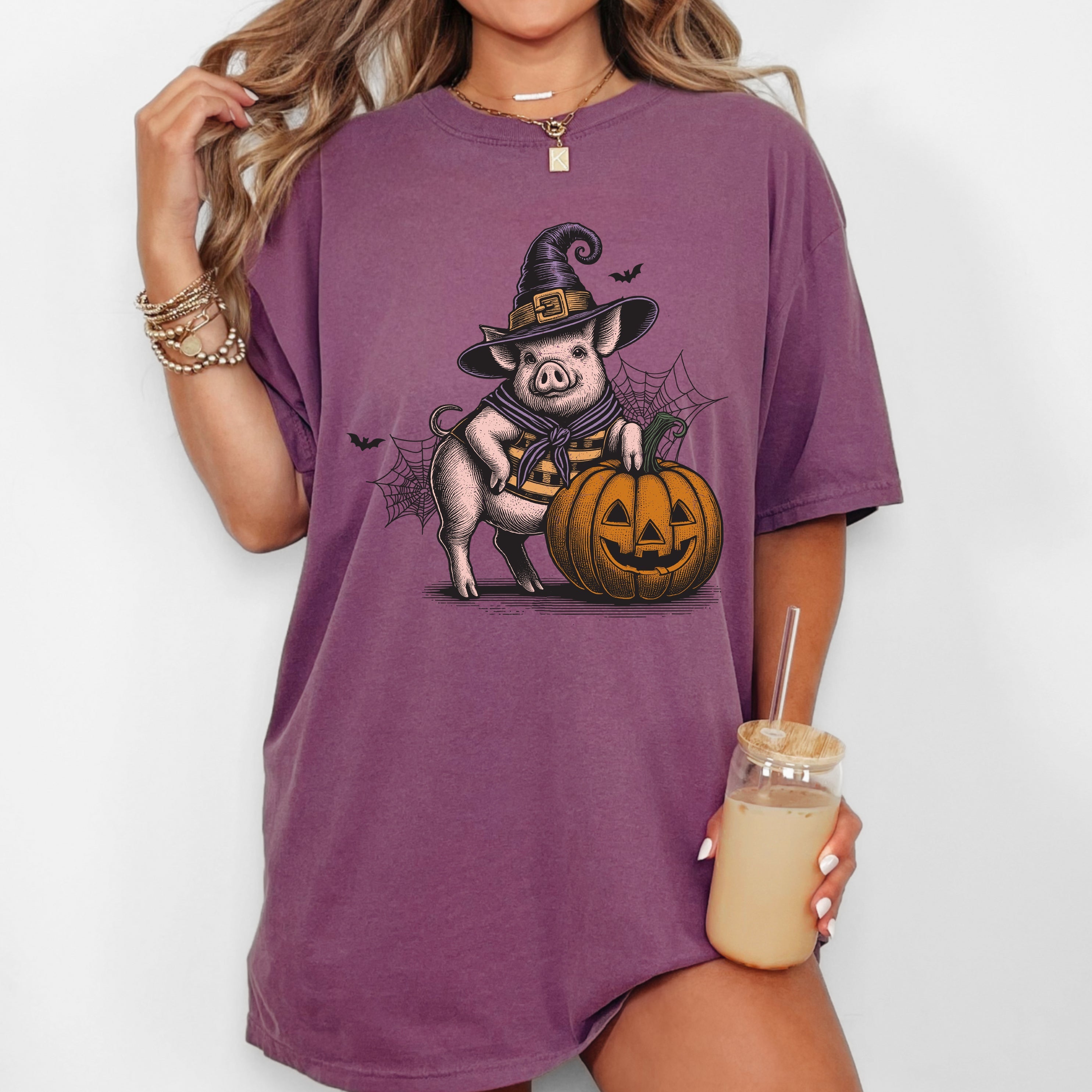 Pig Lover Vintage Farm Ghost Witch Halloween Costume Meme Pop Culture Comfort Colors Tee