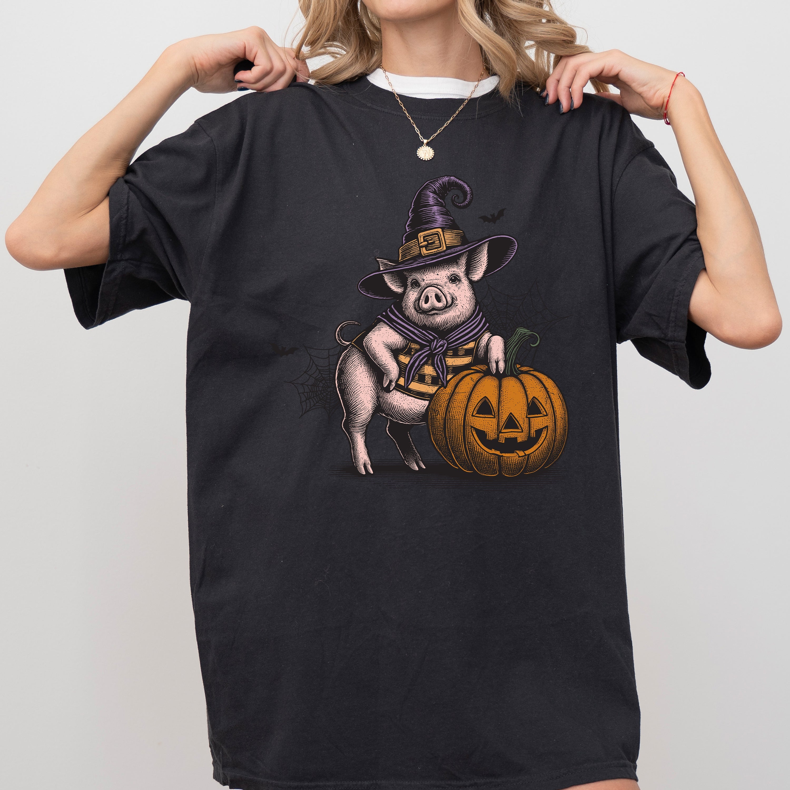 Pig Lover Vintage Farm Ghost Witch Halloween Costume Meme Pop Culture Comfort Colors Tee