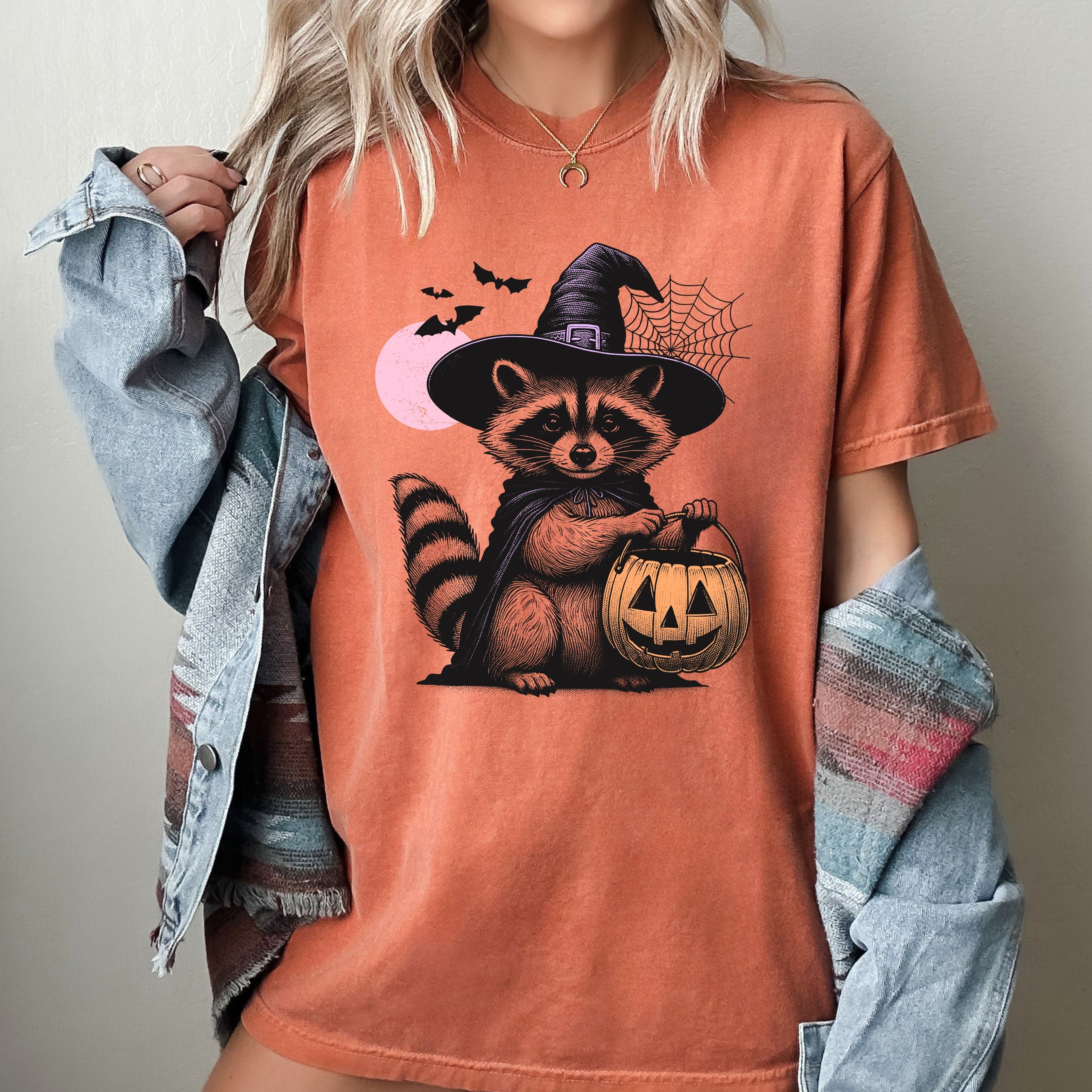 Raccoon Animal Lover Vintage Farm Ghost Western Witch Aesthetic Meme Halloween Costume Comfort Colors Tee