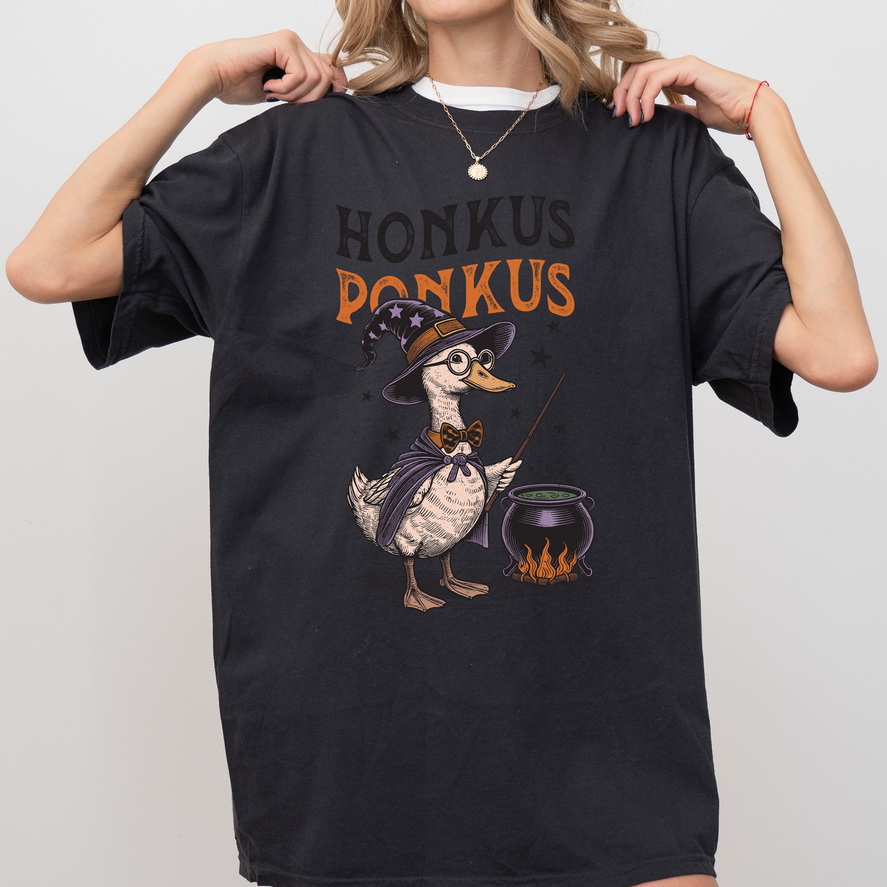 Honkus Poncus Goose Duck Animal Lover Vintage Farm Ghost Western Witch Meme Halloween Costume Comfort Colors Tee
